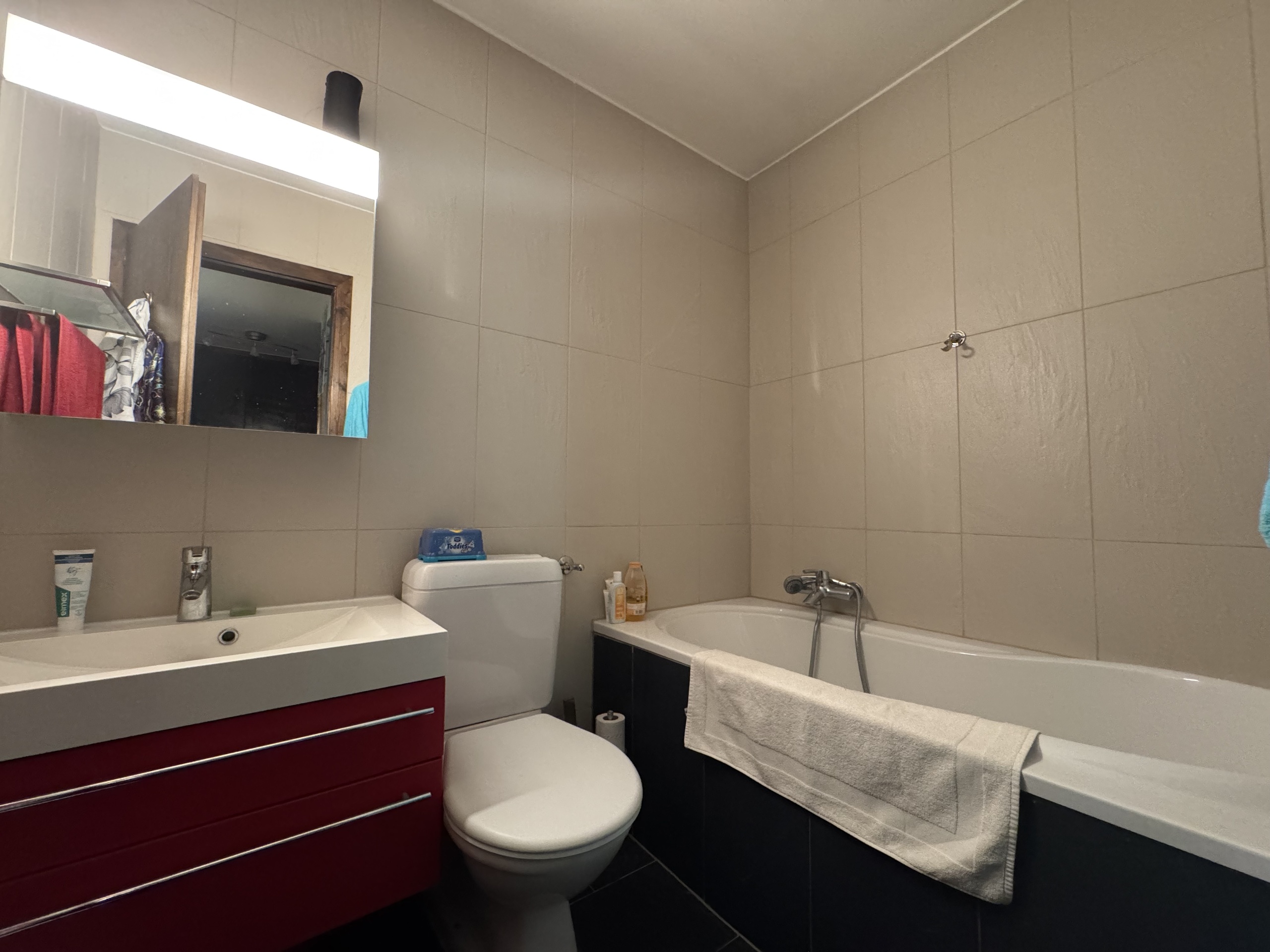 Interior view 5