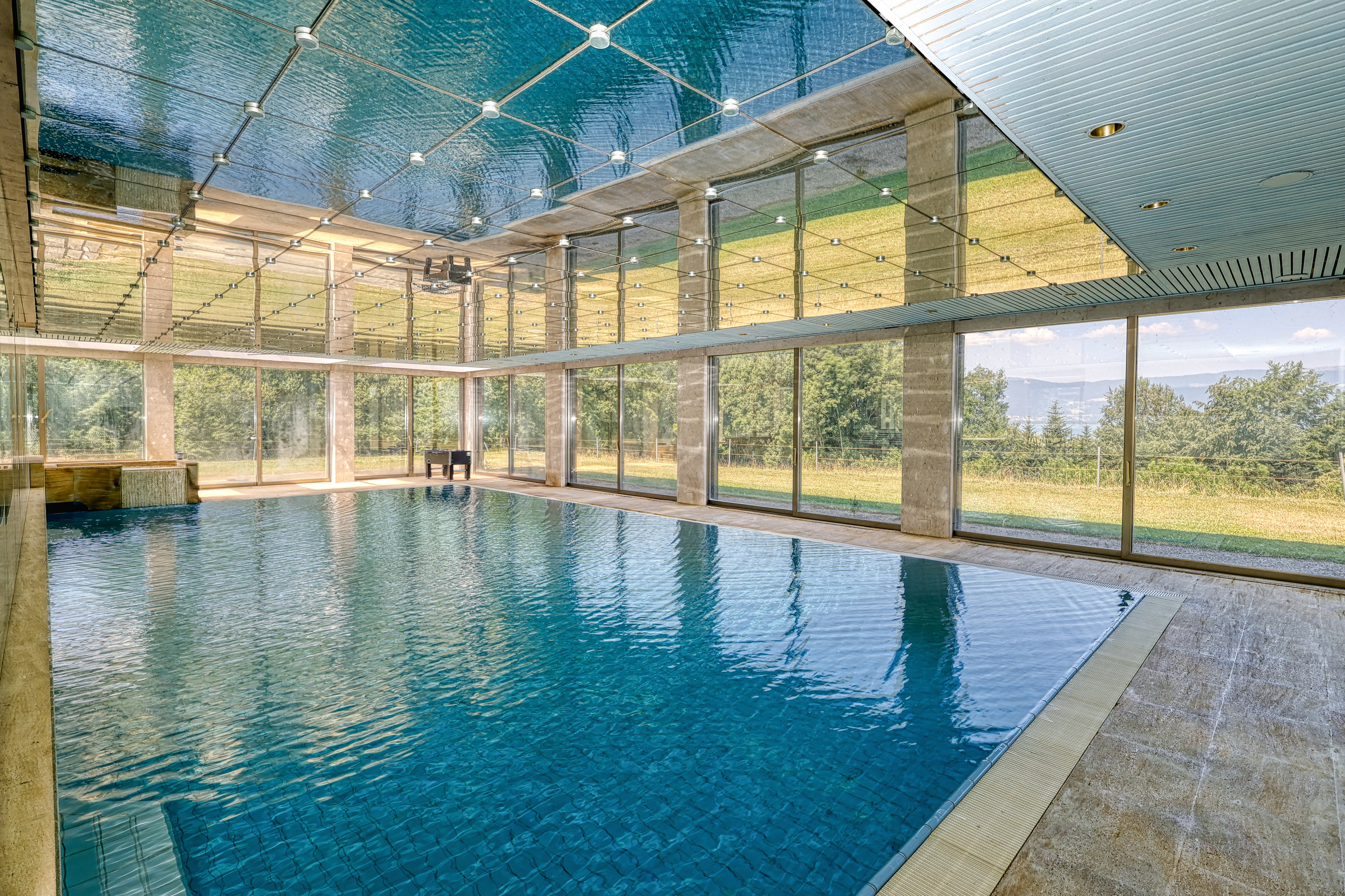 Interior view 9