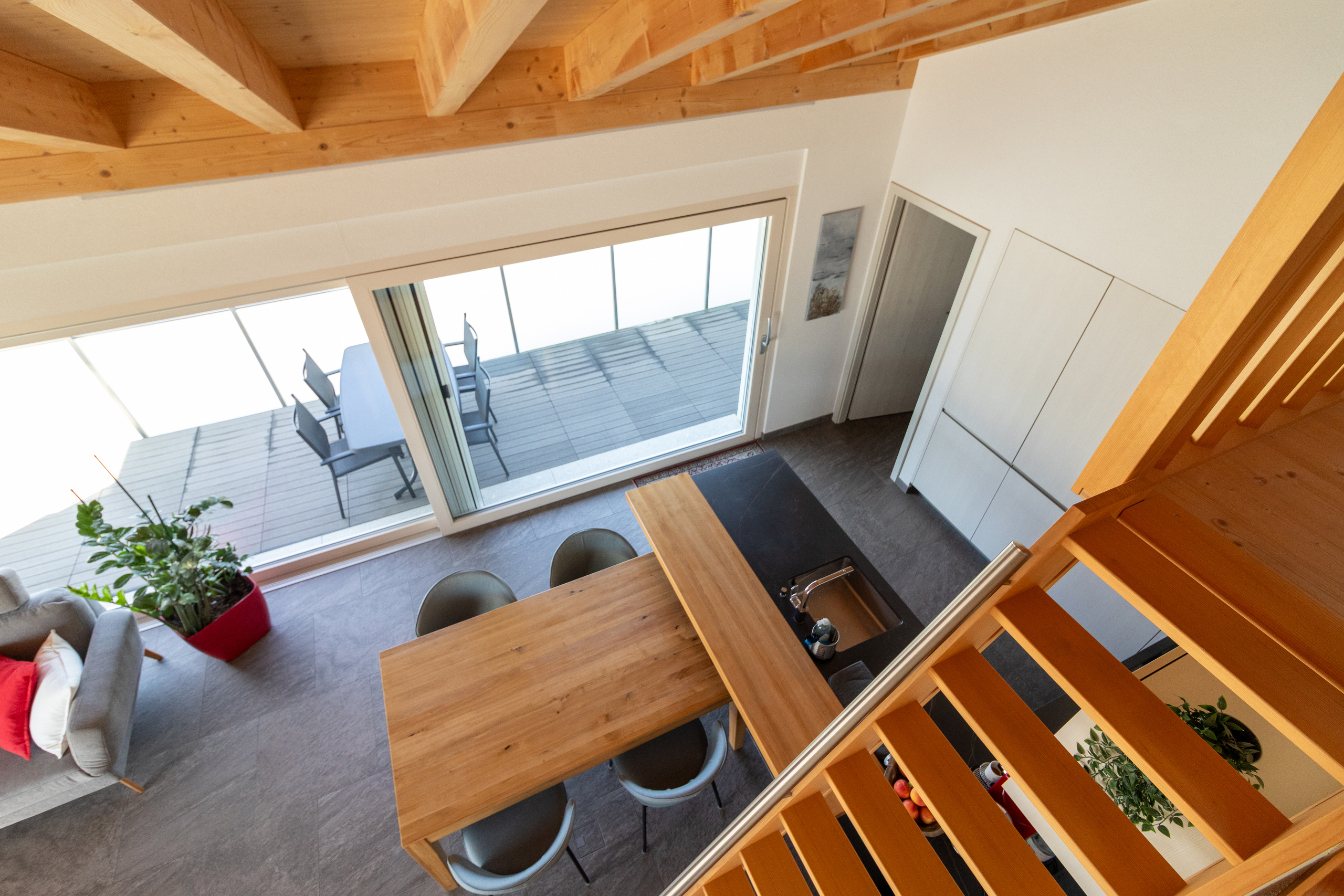 Interior view 7