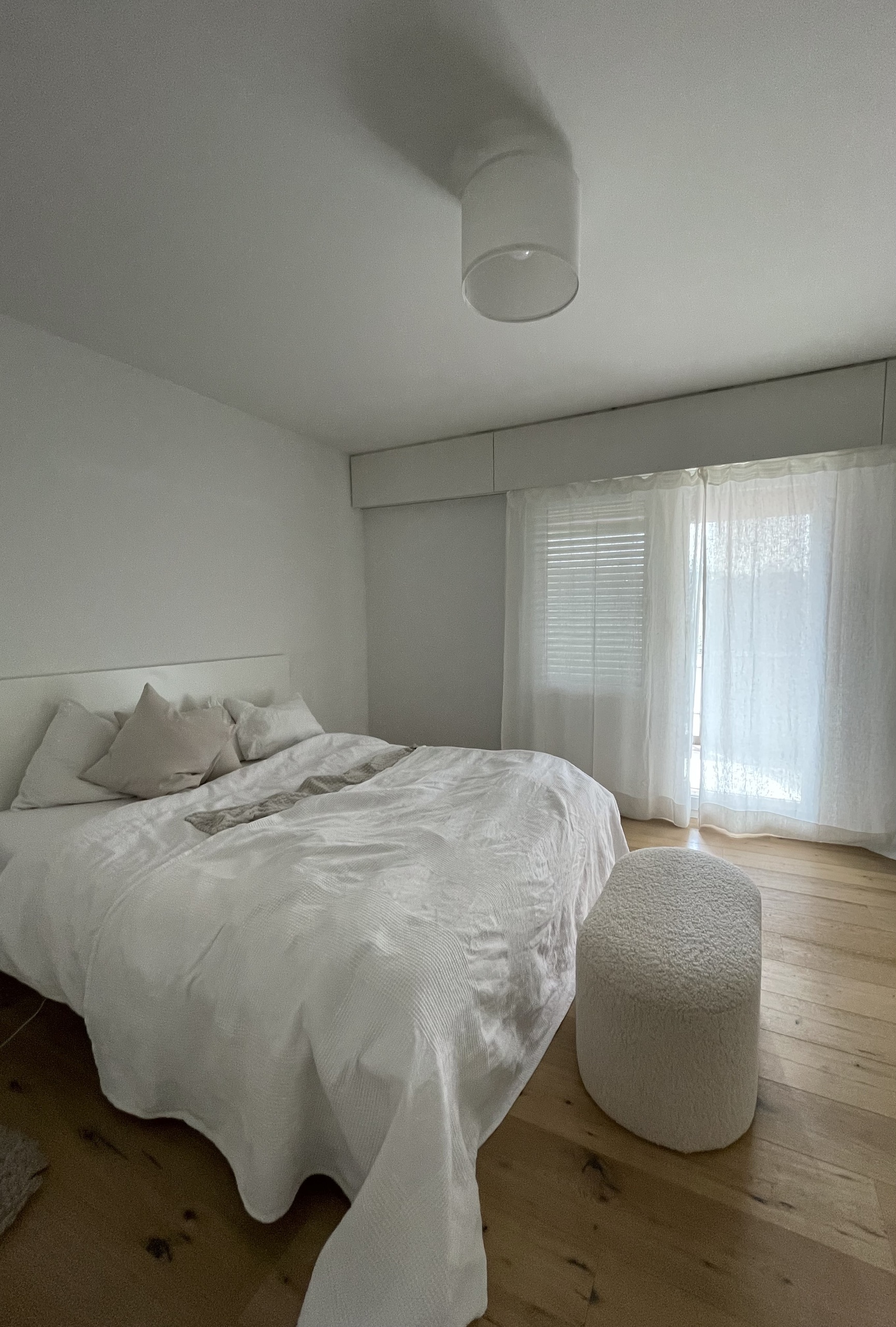 Interior view 6