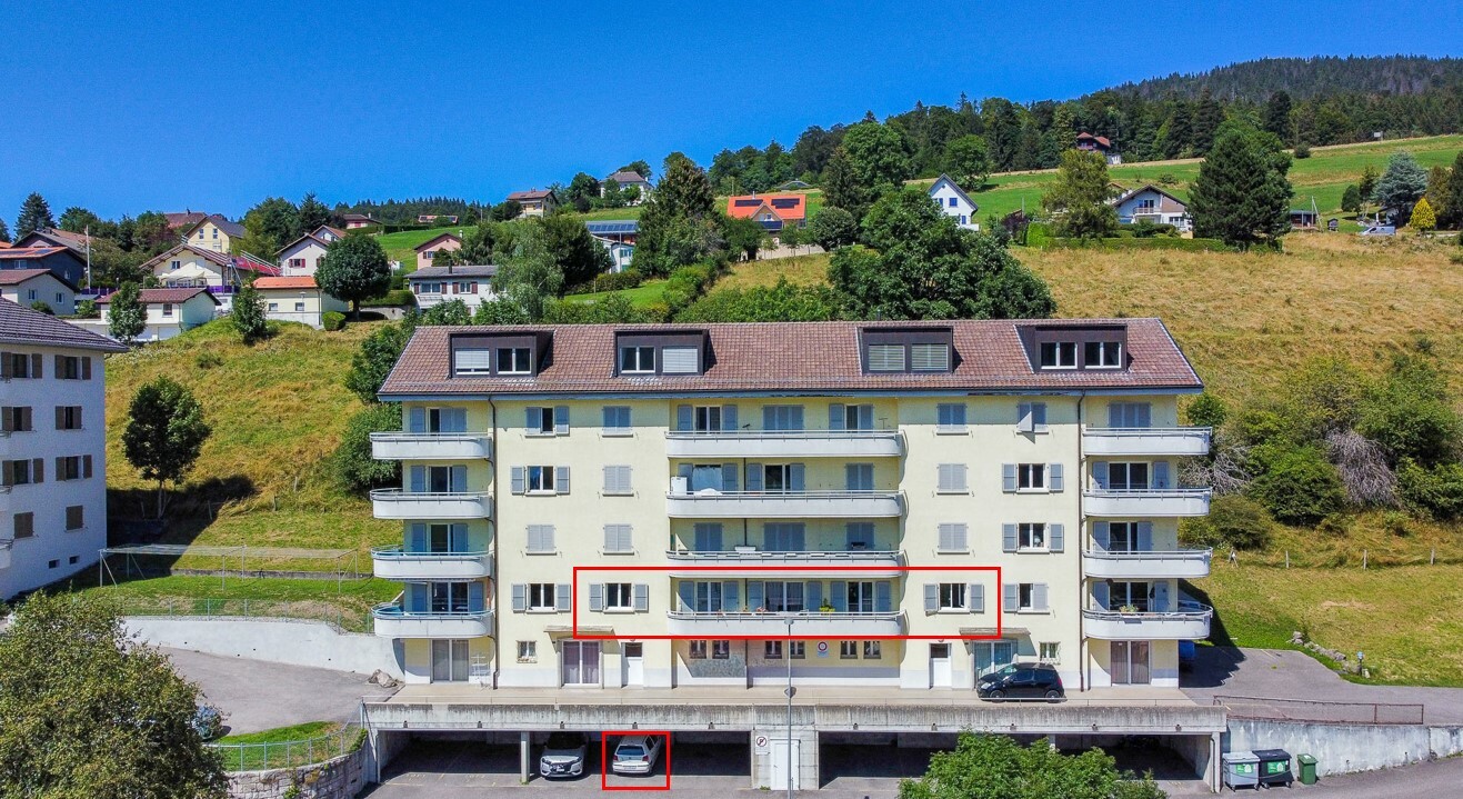 Vue aérienne du bâtiment  Vue aérienne du bâtiment