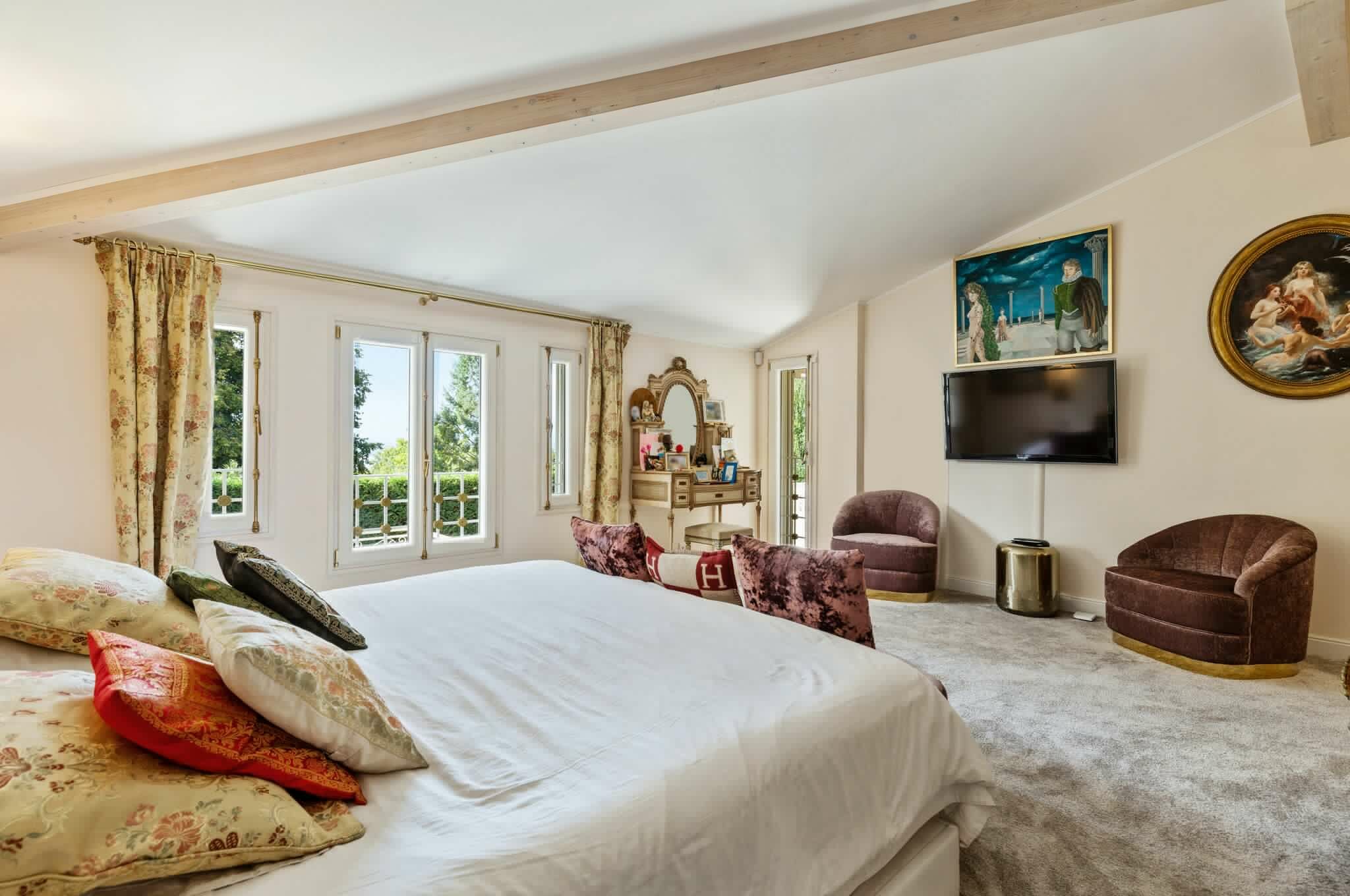 Masterbedroom avec vue lac