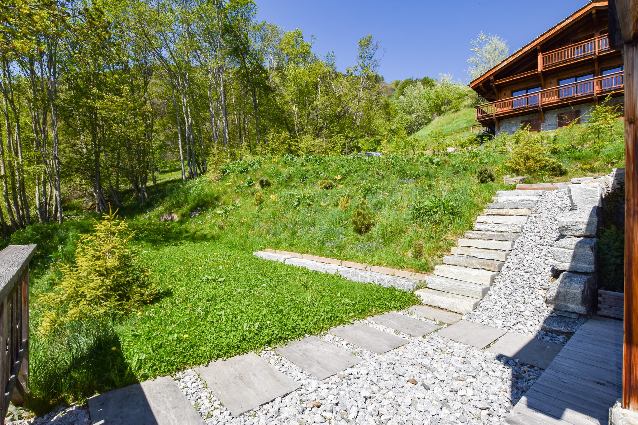 Exterior view 15