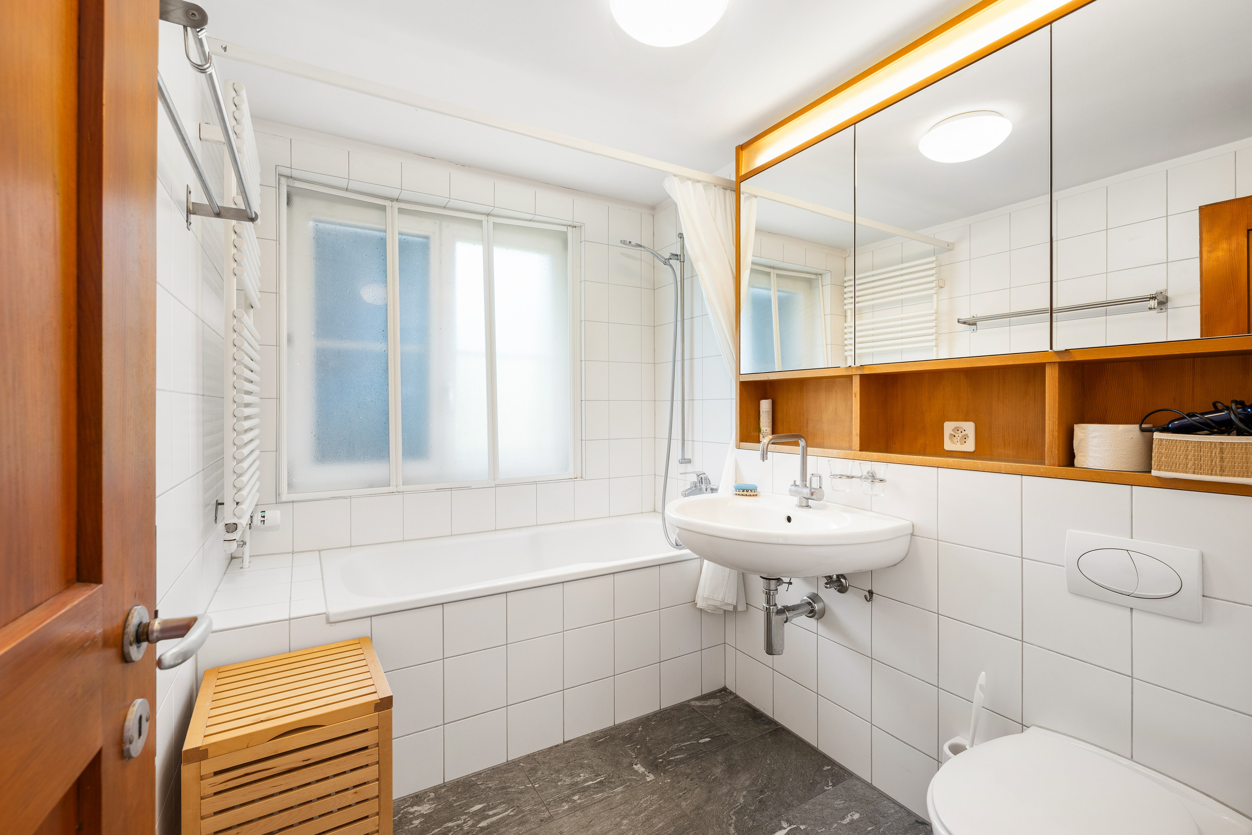 1. Obergeschoss Badezimmer 1. Obergeschoss Badezimmer