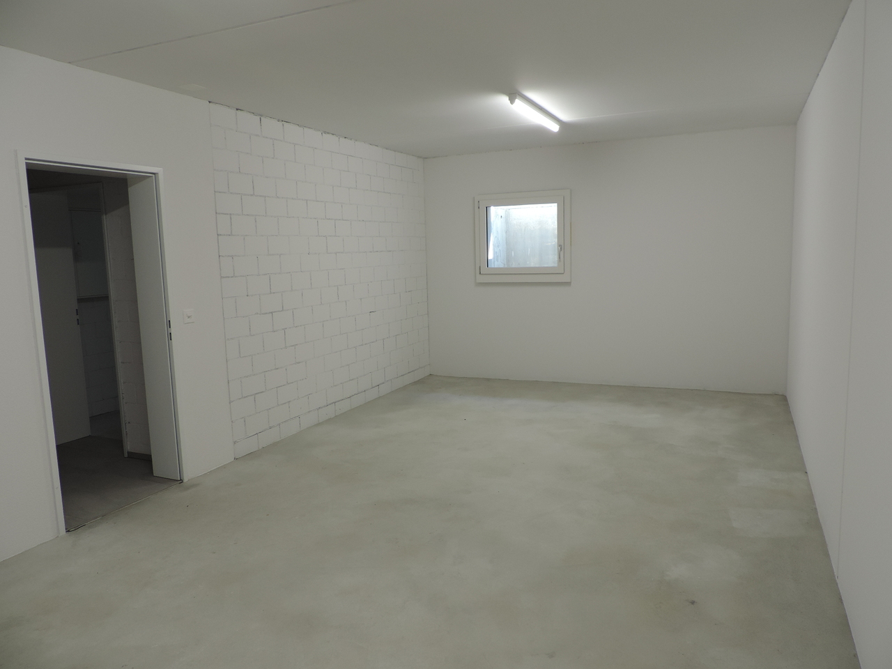 riesiger Disponibel-Raum im UG