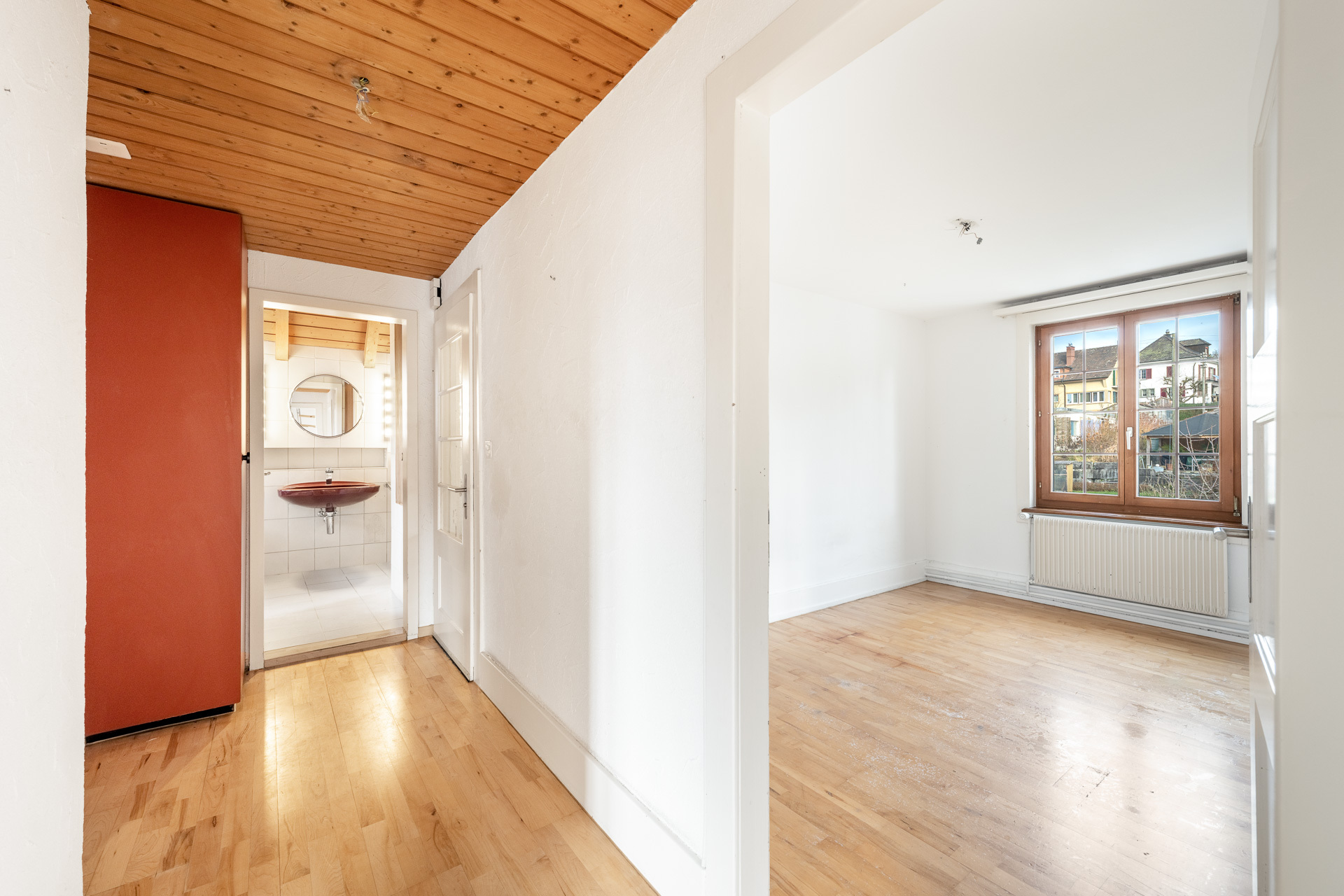 Flur und Zimmer I Wohnung OG Flur und Zimmer I Wohnung OG