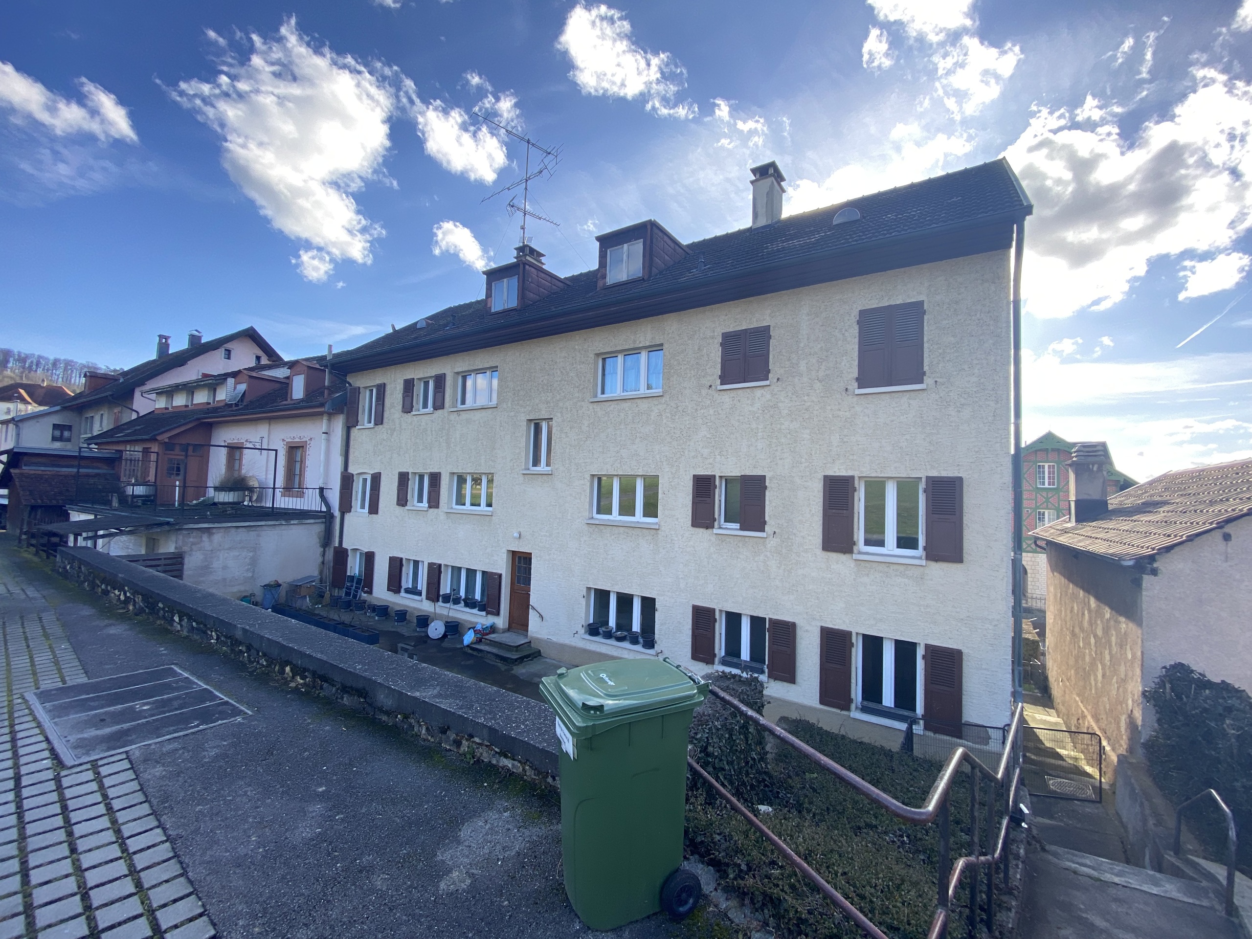 Photo 10
