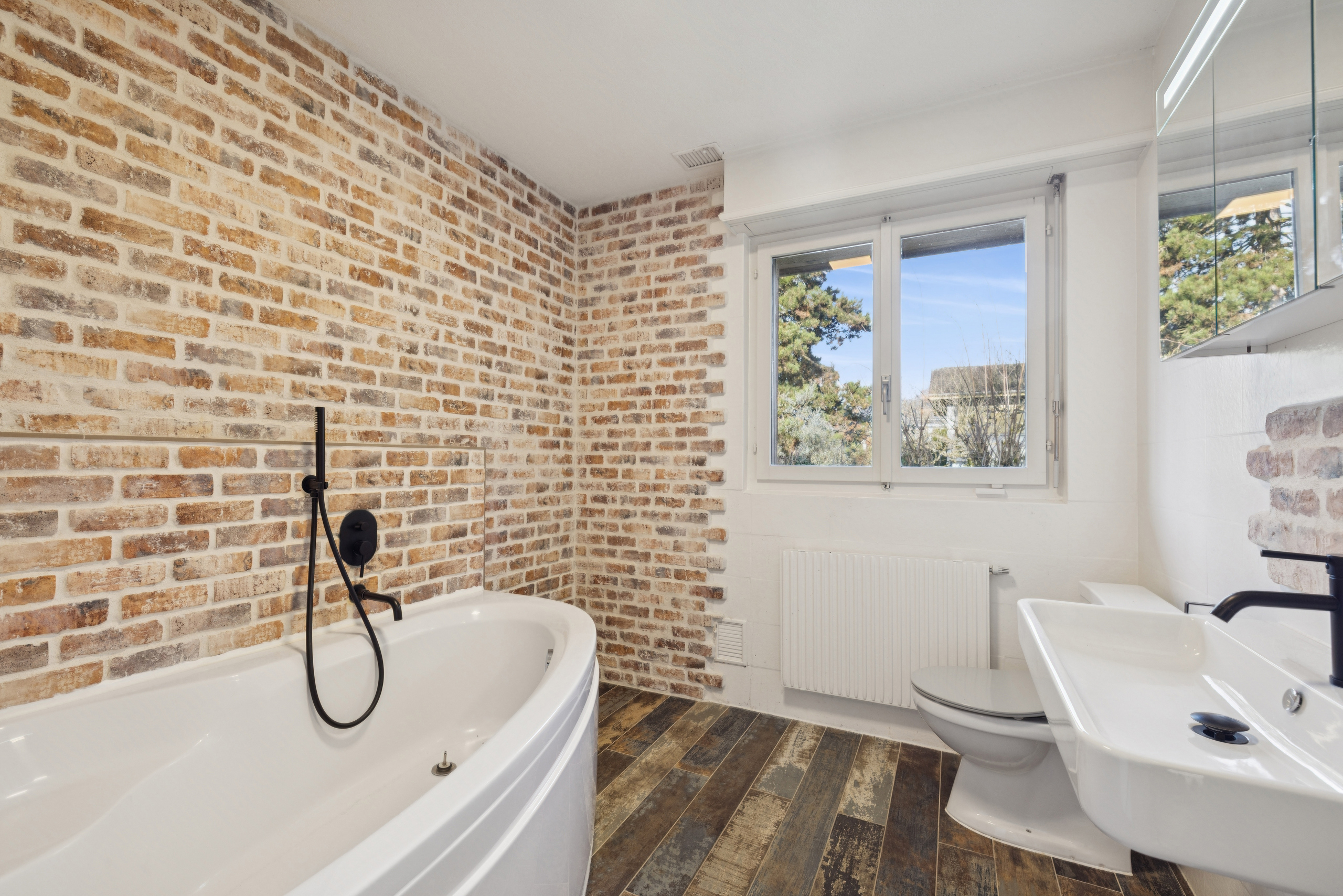 Belle salle de bains rénovée Belle salle de bains rénovée