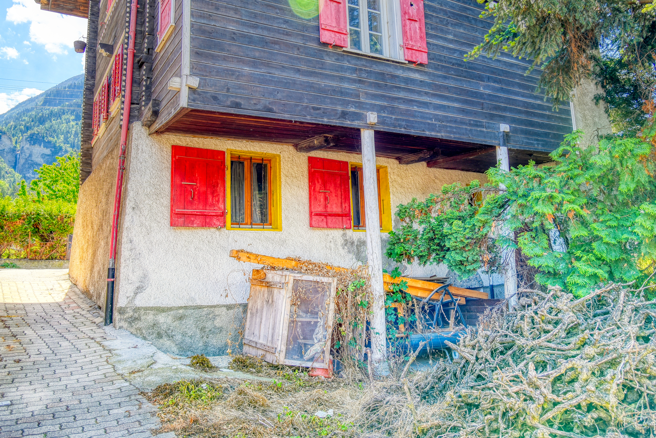 Gebäude mit 3 Wohnungen in Réchy