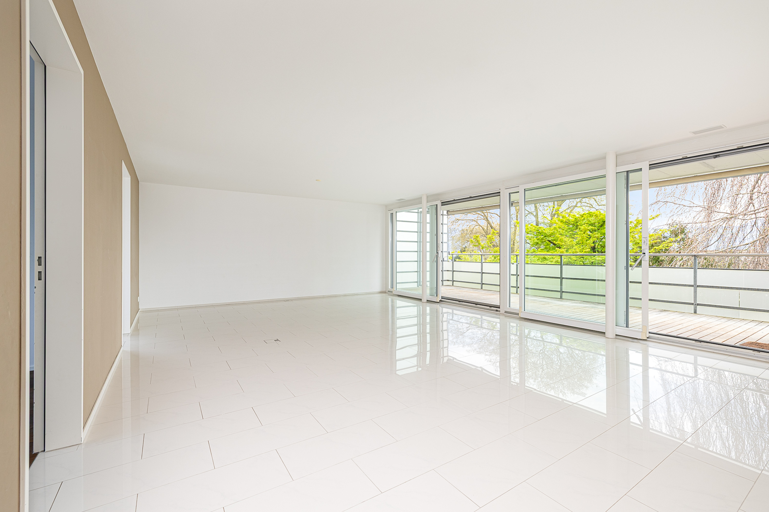 [!form_picture_interior_big!] 1
