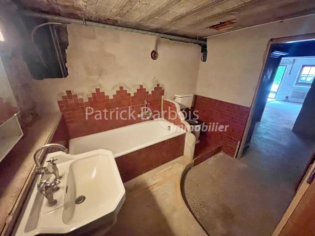 Local / Salle de bain Local / Salle de bain