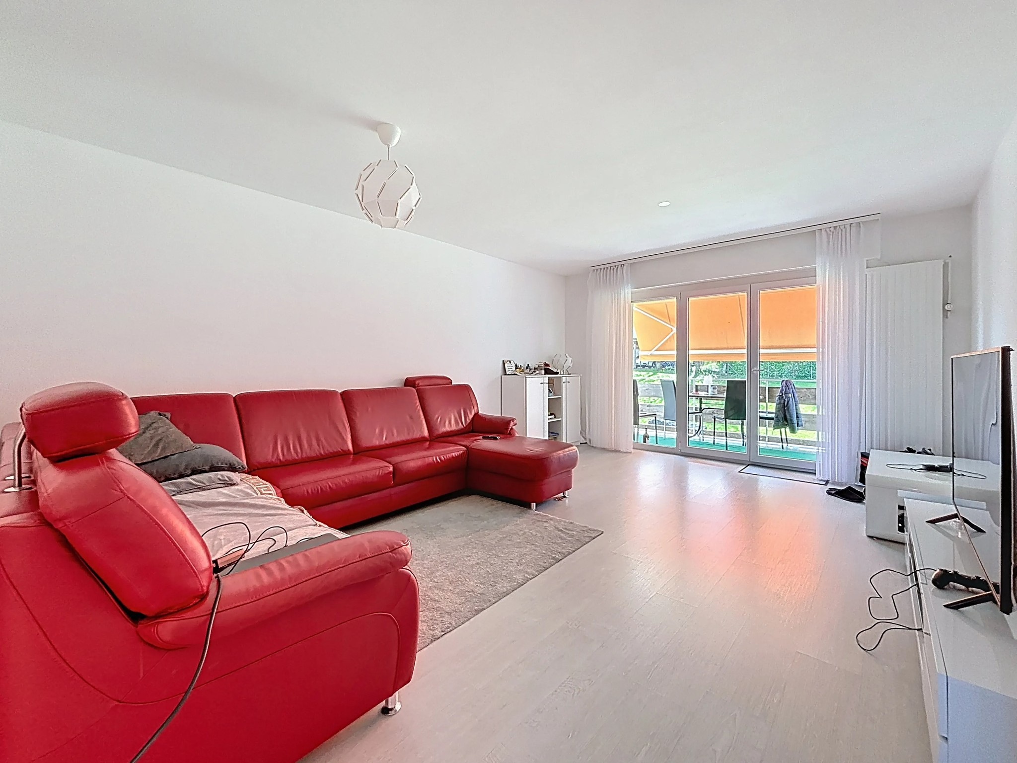Salon ouvert sur le balcon