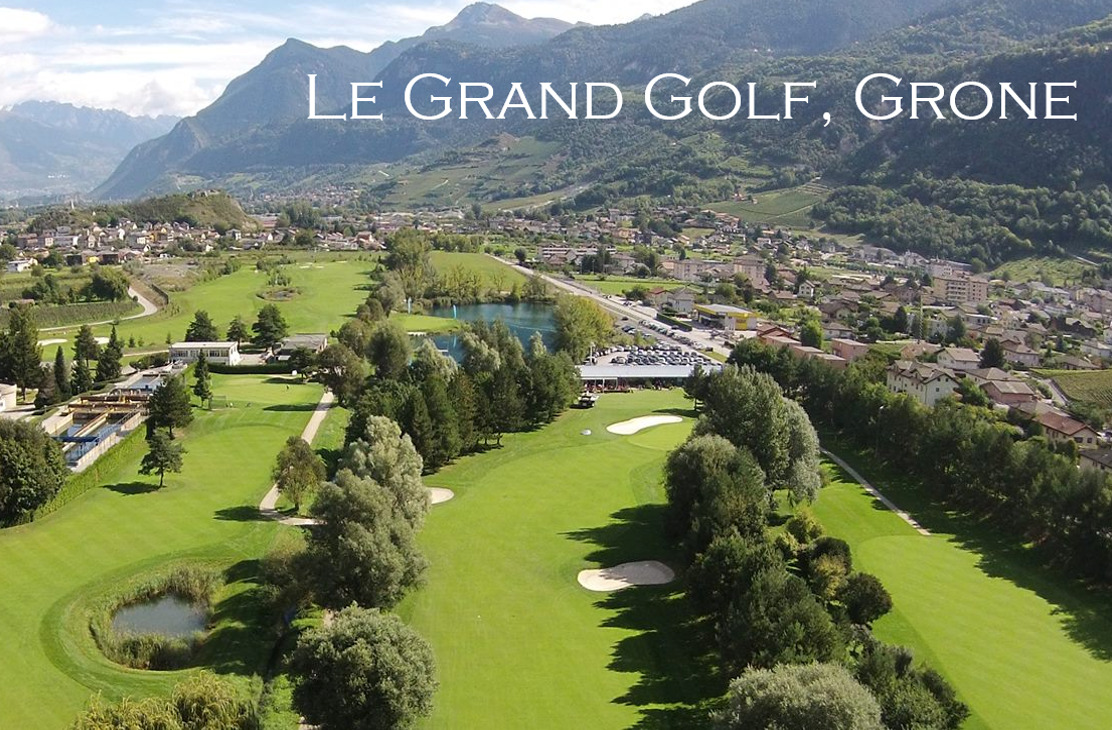La résidence "Le Grand Golf" se trouve en lisière Sud du golf de Sierre à Grône