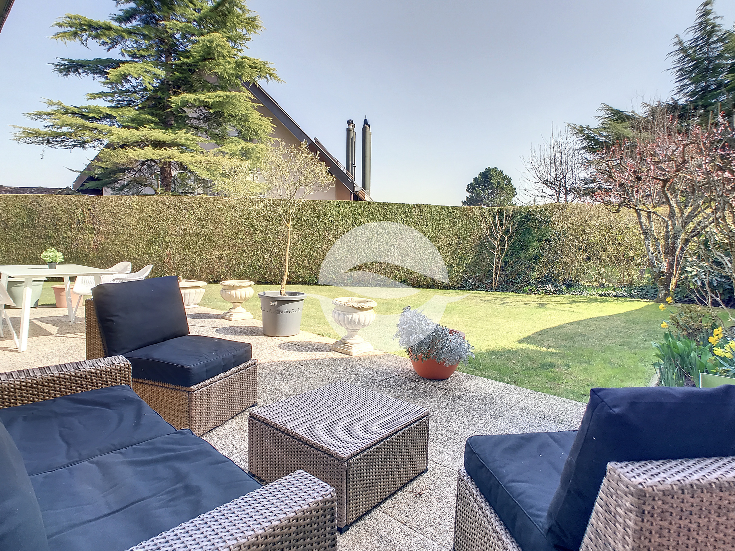 Extérieur : Terrasse et jardin