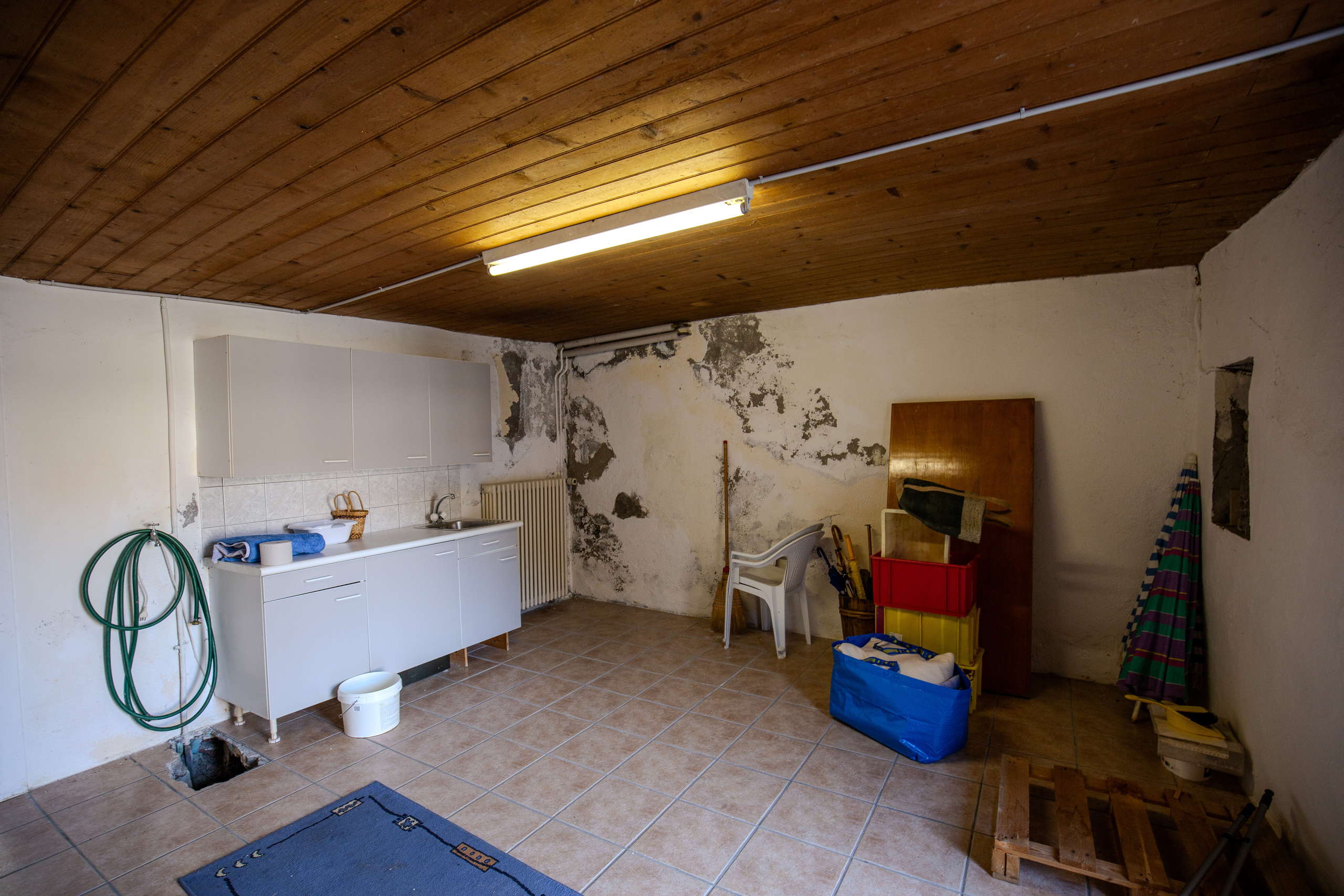 Interior view 13