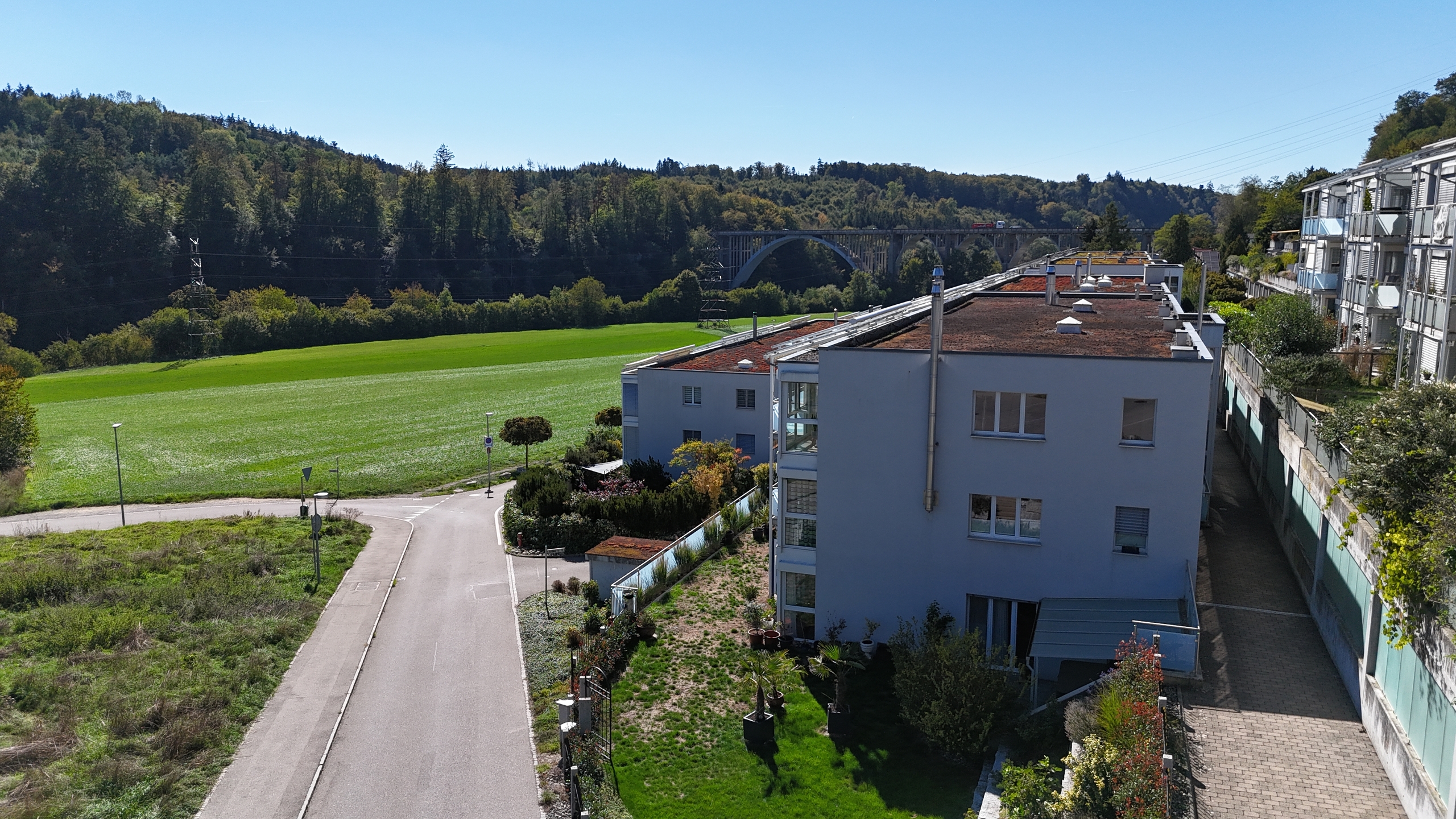 Exterior view 2