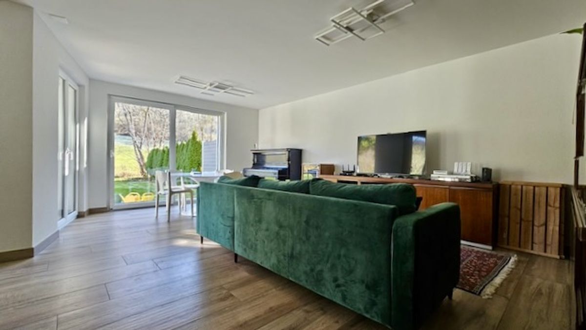 Photo 5