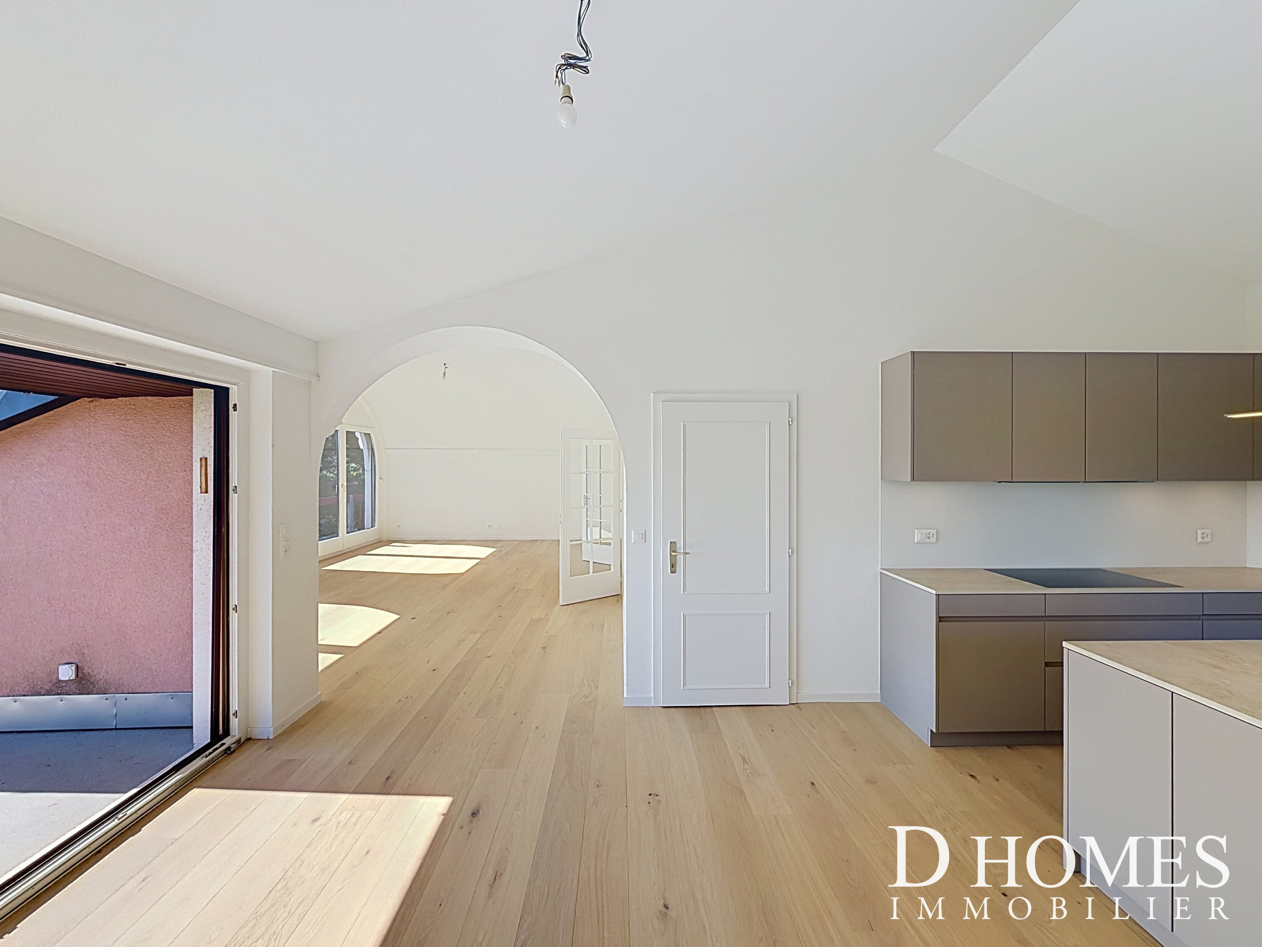 Interior view 6