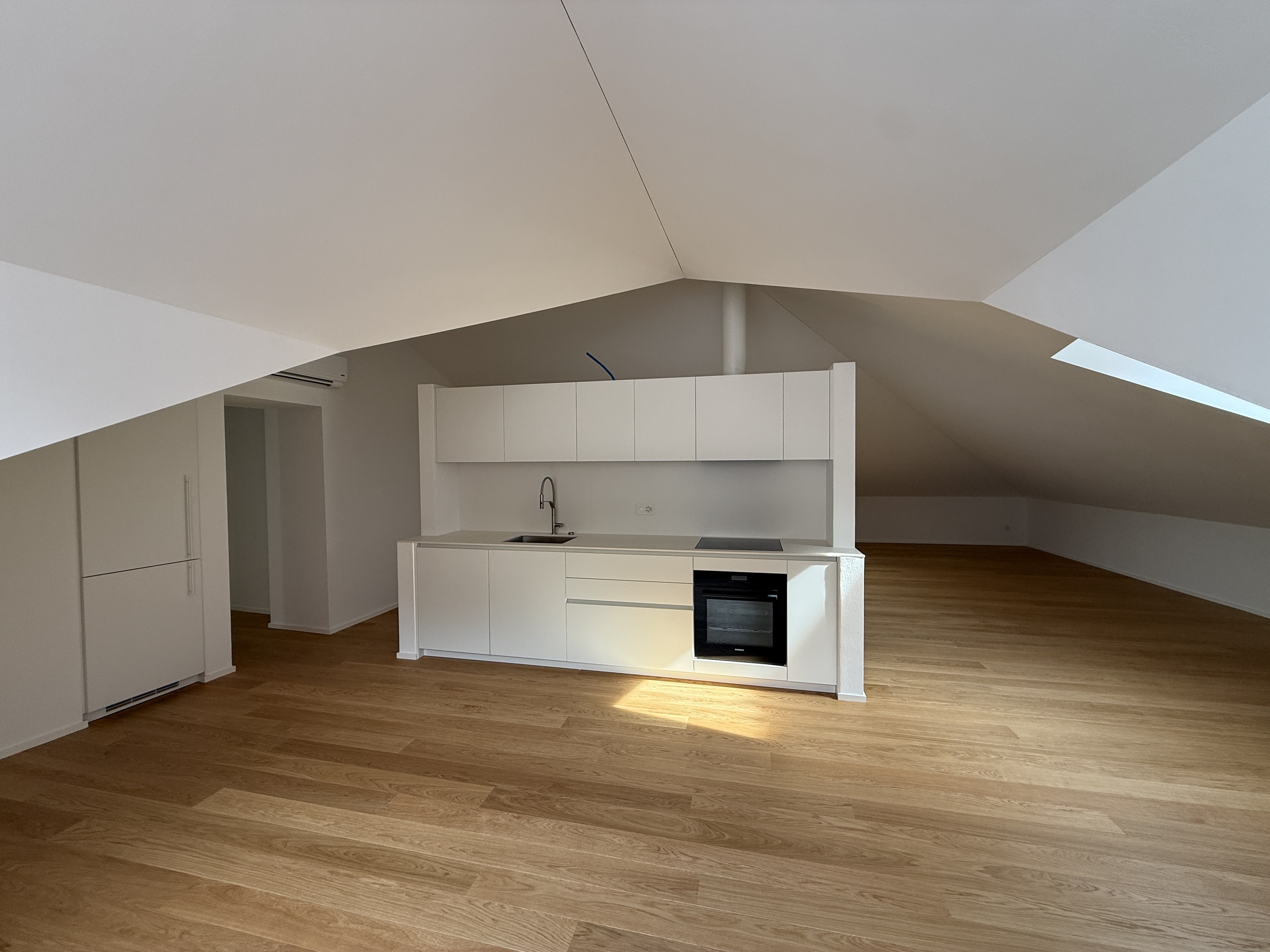 Interior view 2