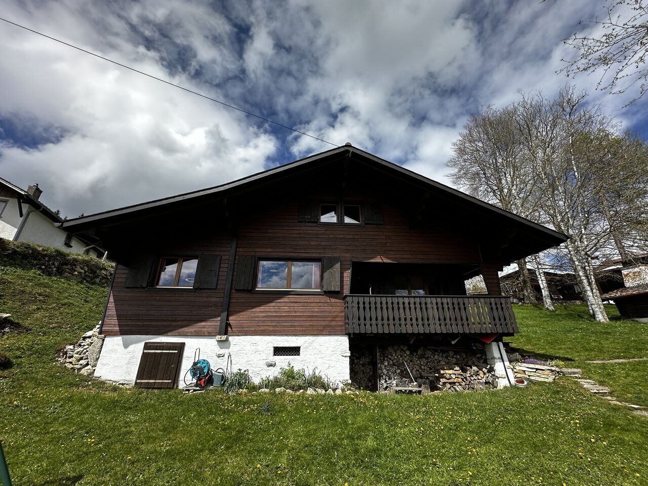 Photo 1