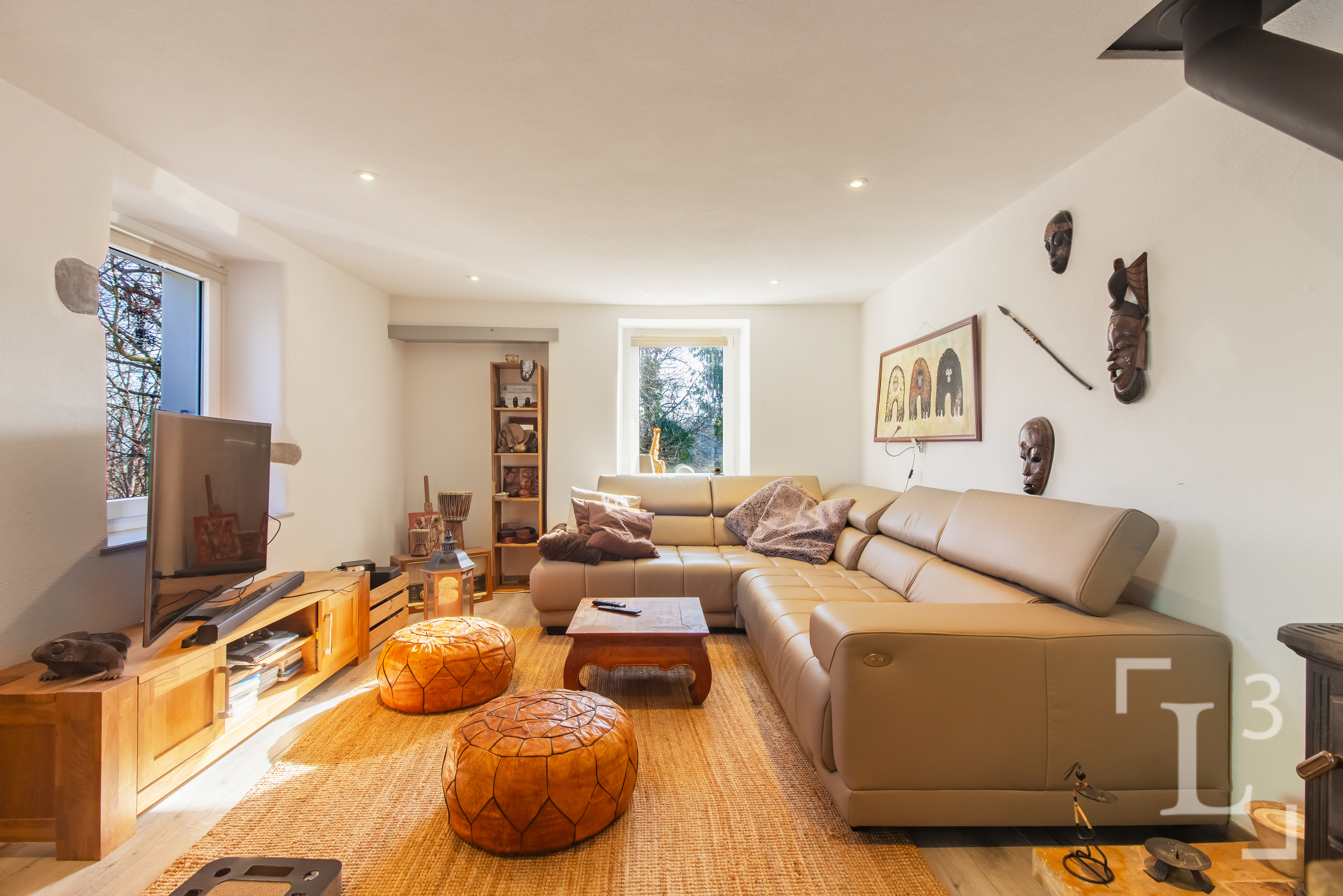 Maison Est : Séjour avec poêle à bois