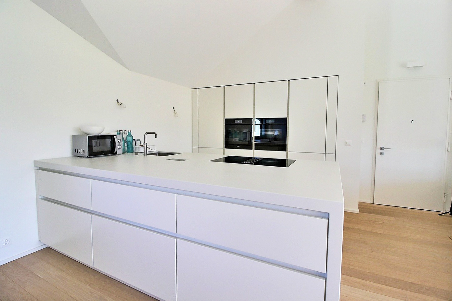 Interior view 1