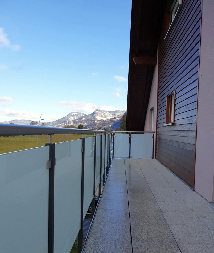 Exterior view 2