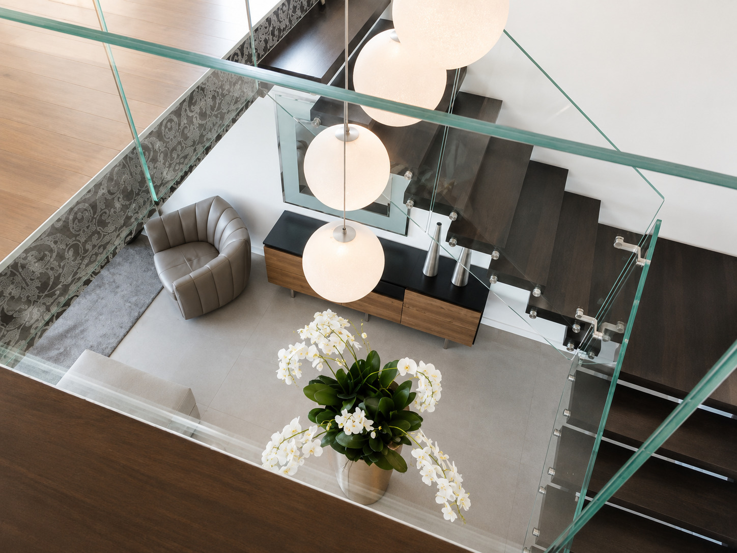 Interior view 4