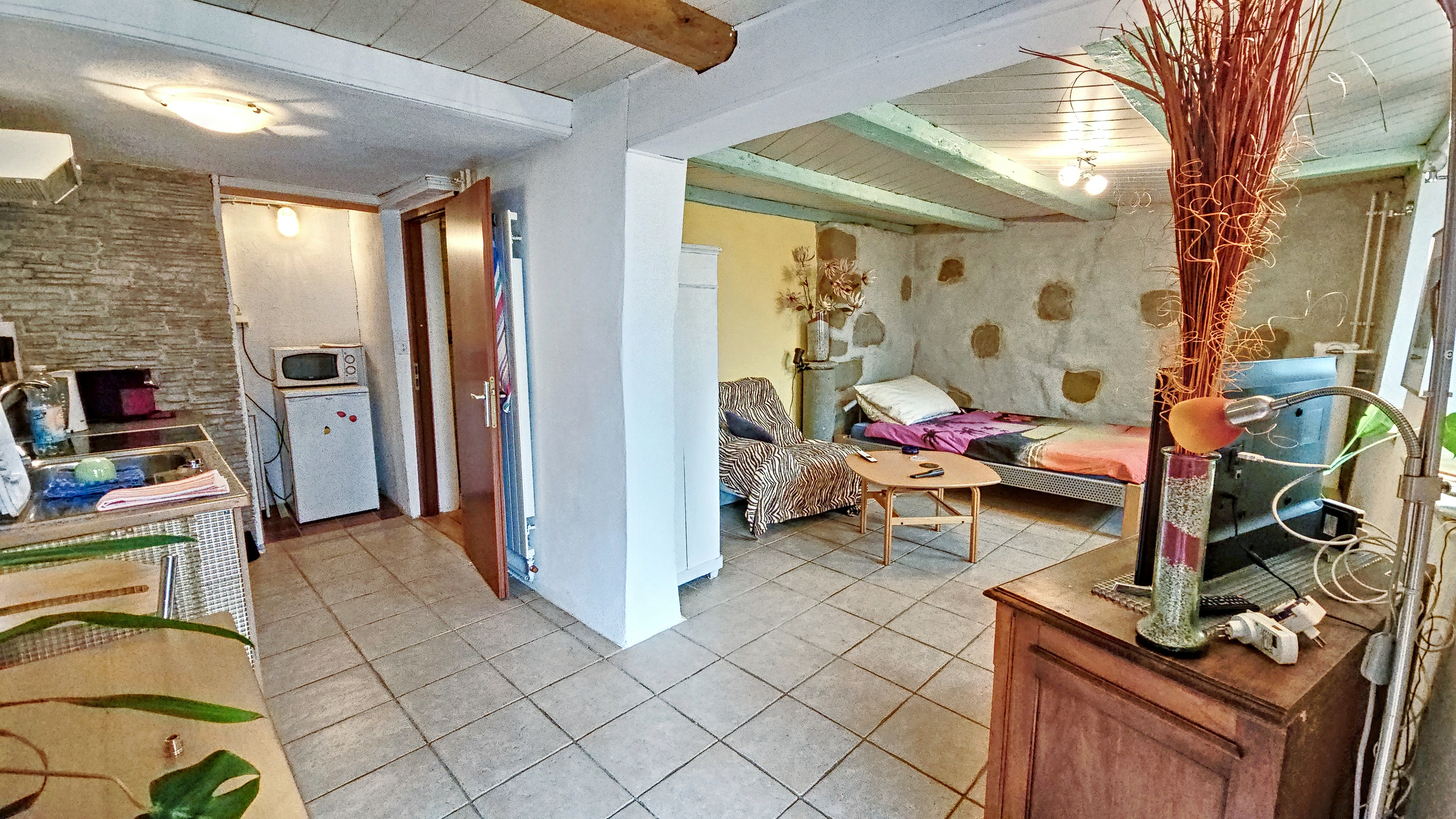 Studio indépendant - séjour Studio indépendant - séjour