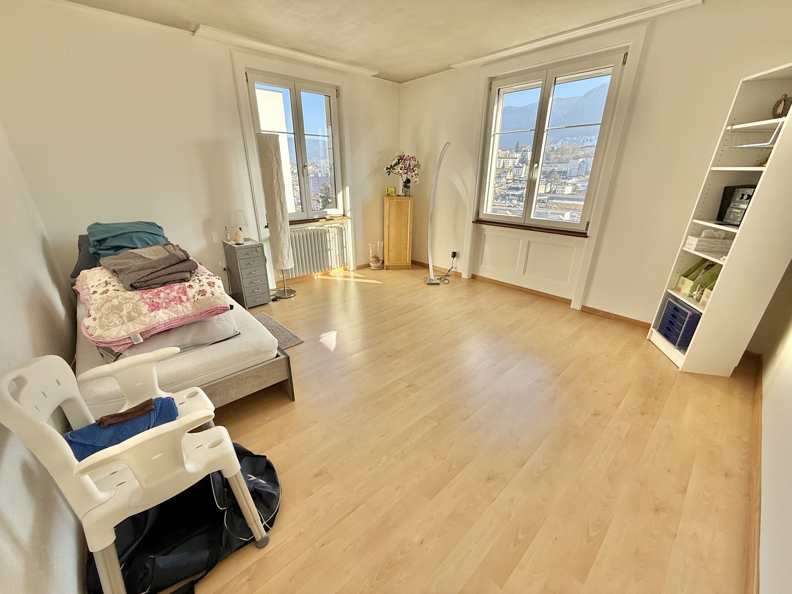 room facing SOUTH-EAST