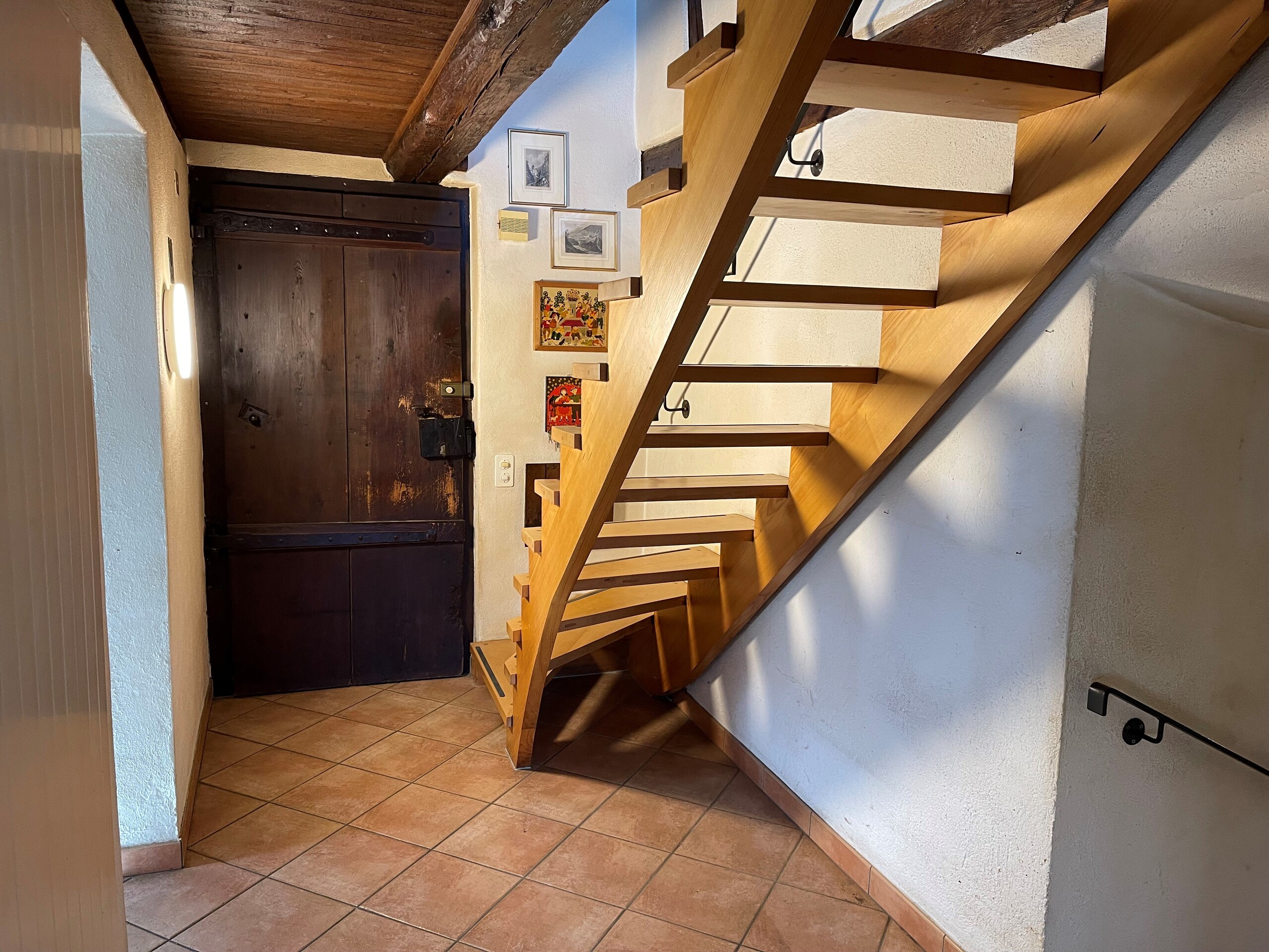 Photo 6