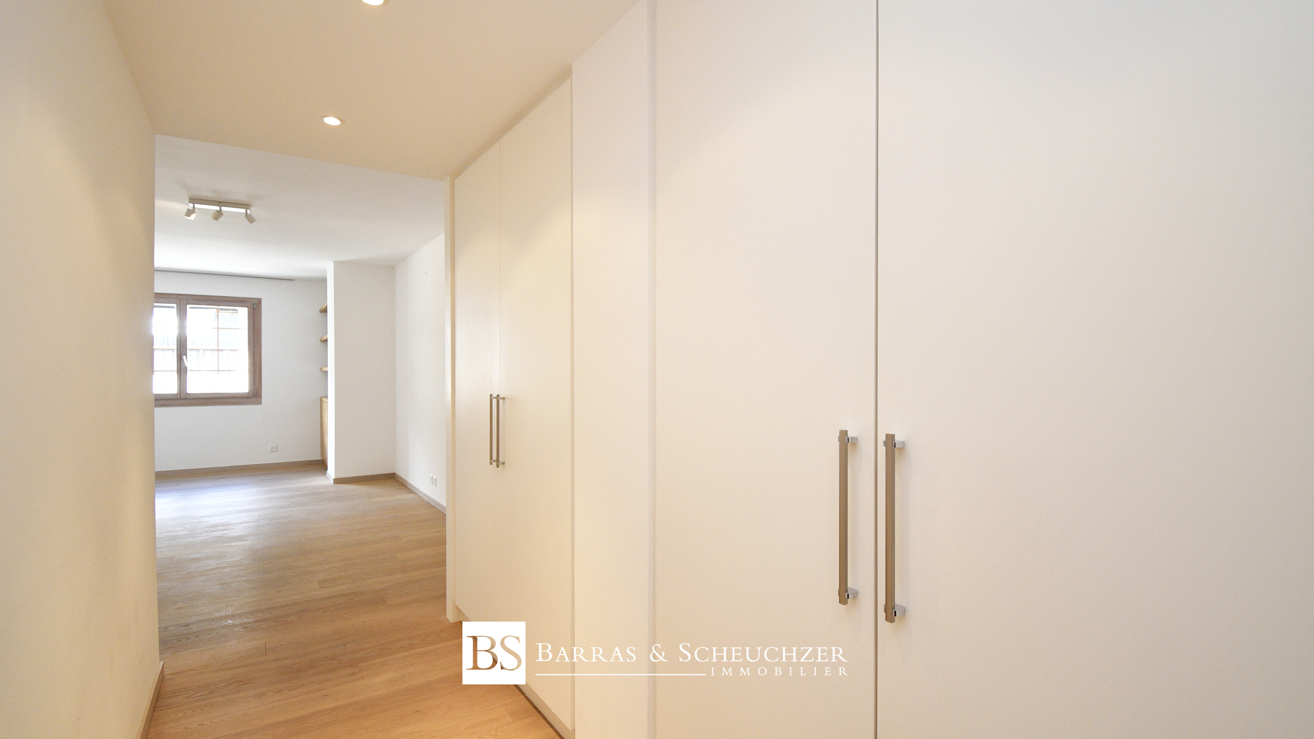 Dressing chambre Nord-Est Dressing chambre Nord-Est