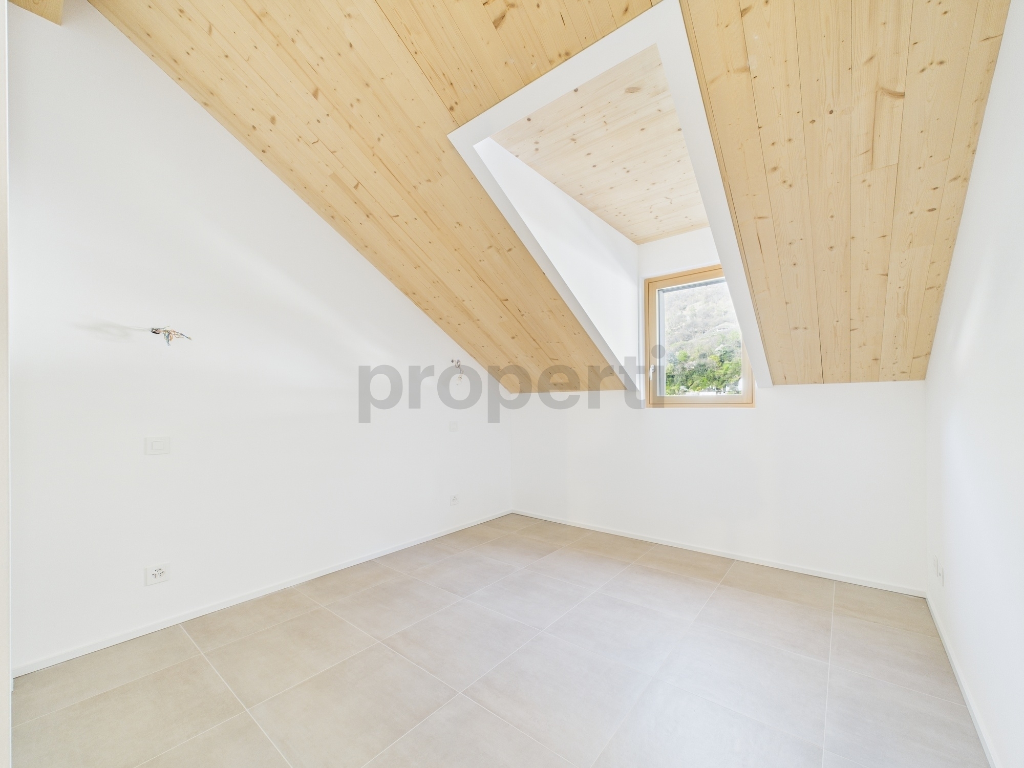 Image 9 Image 9