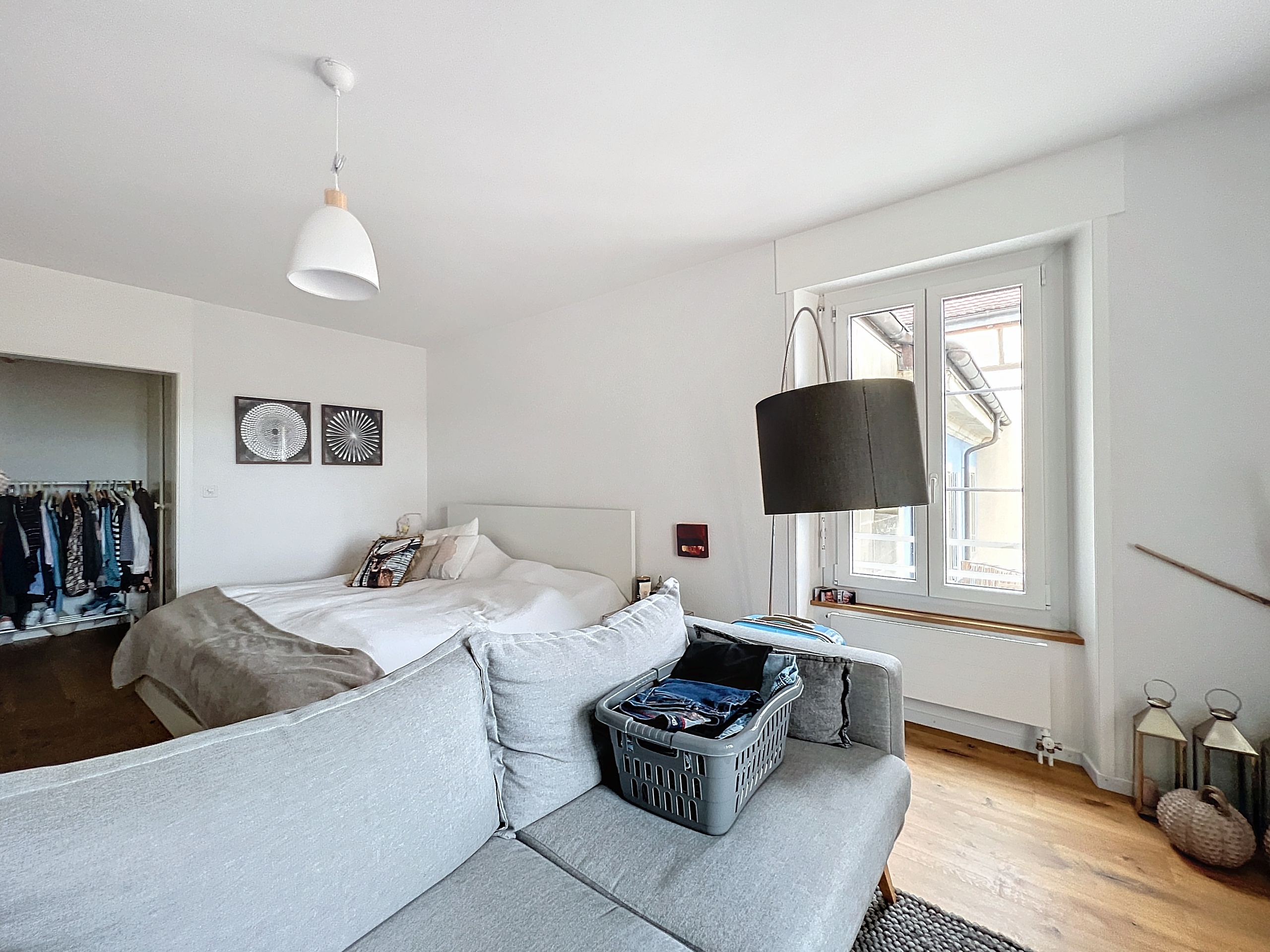 Chambre avec dressing