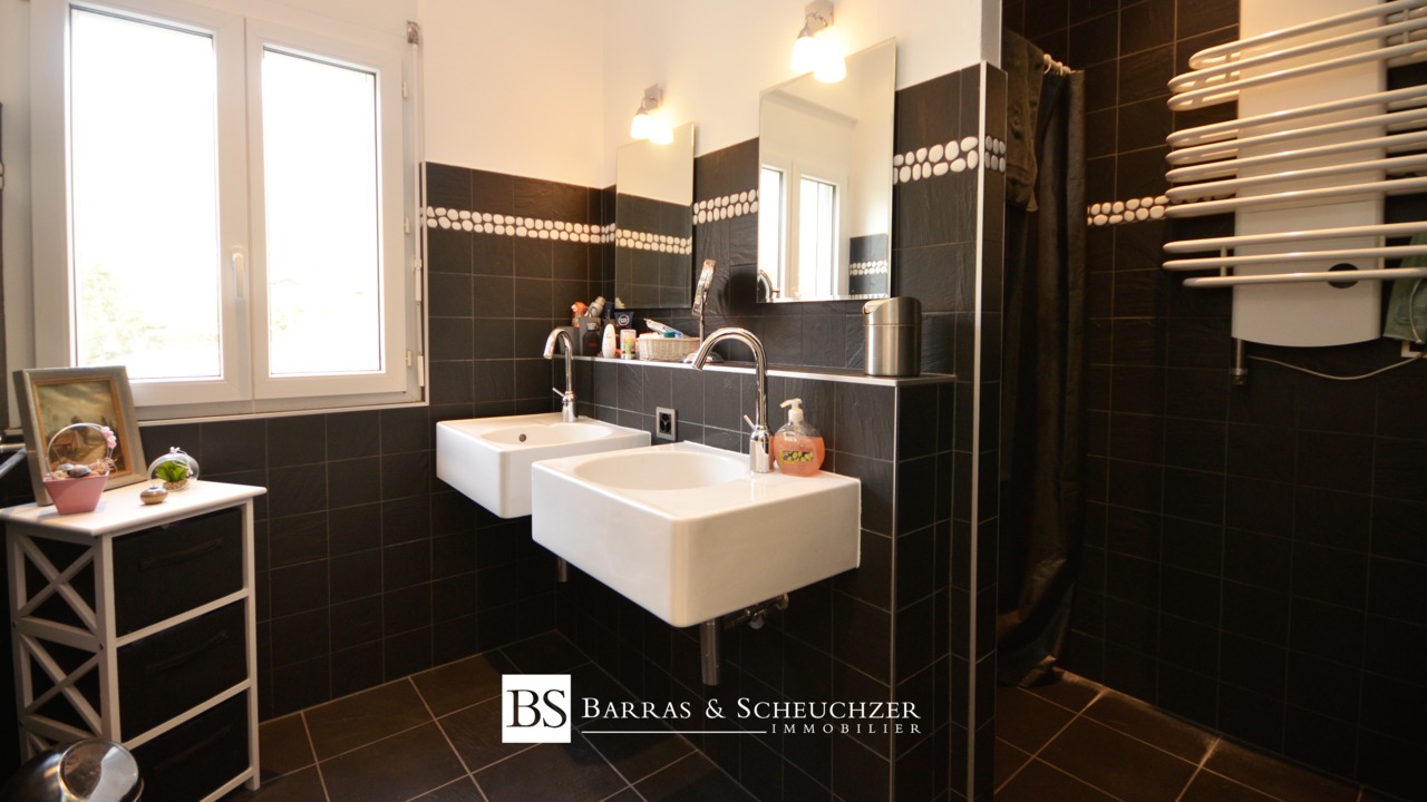 Salle-de-douche Salle-de-douche