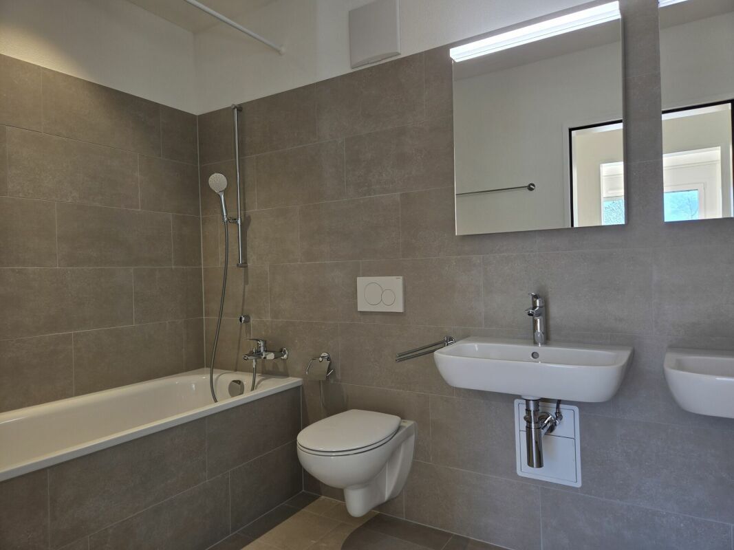 Picture 7