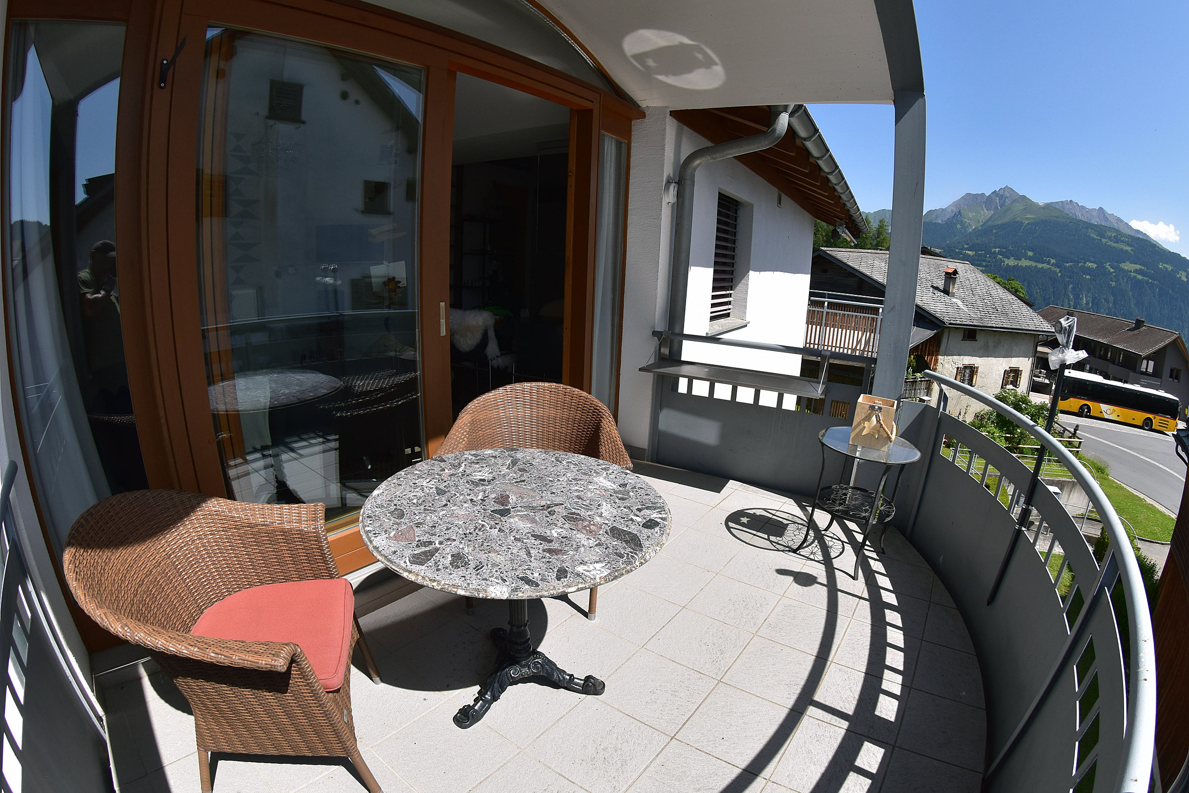 Der sonnige Balkon mit Aussicht Der sonnige Balkon mit Aussicht