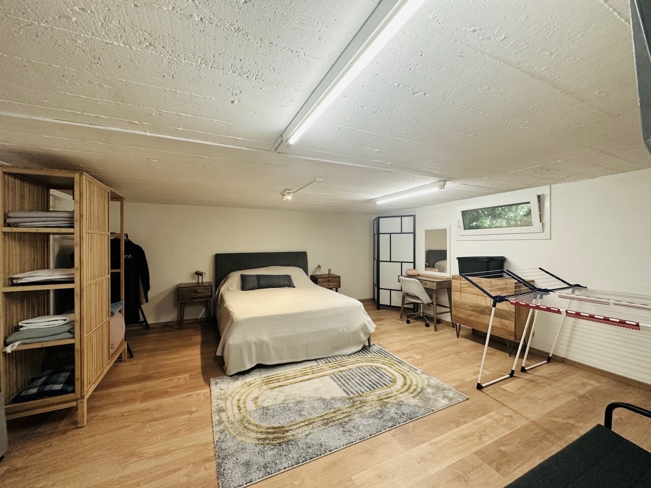 Interior view 8