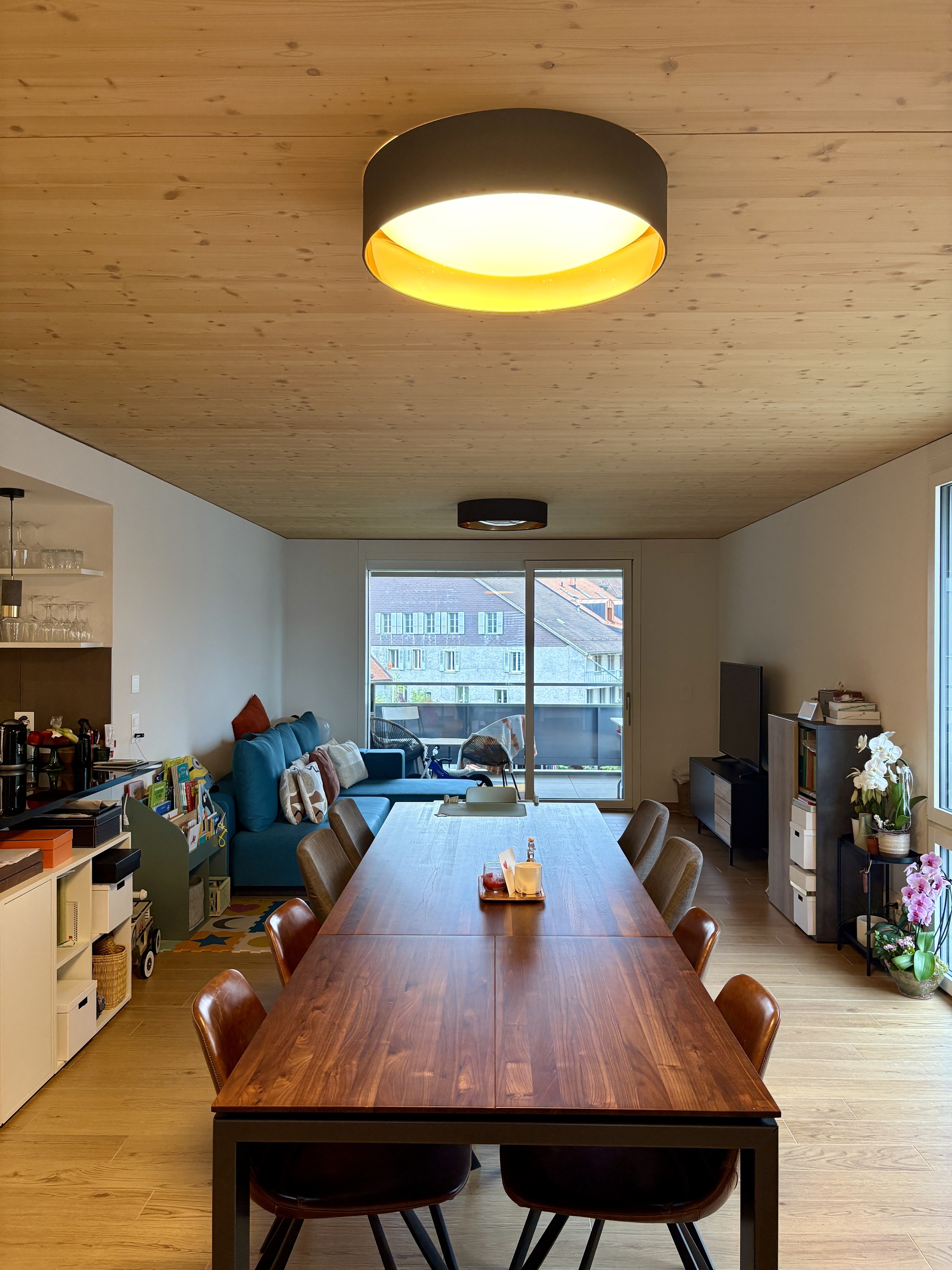Interior view 5