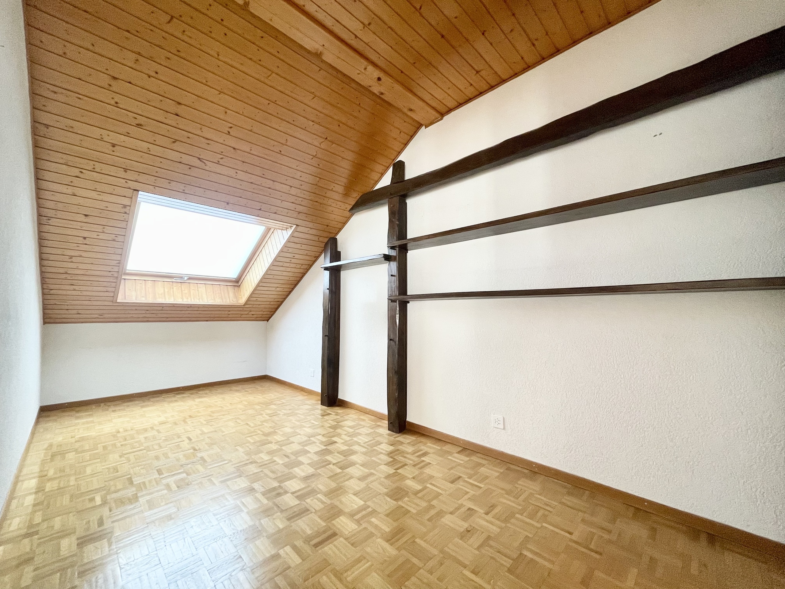 Interior view 6