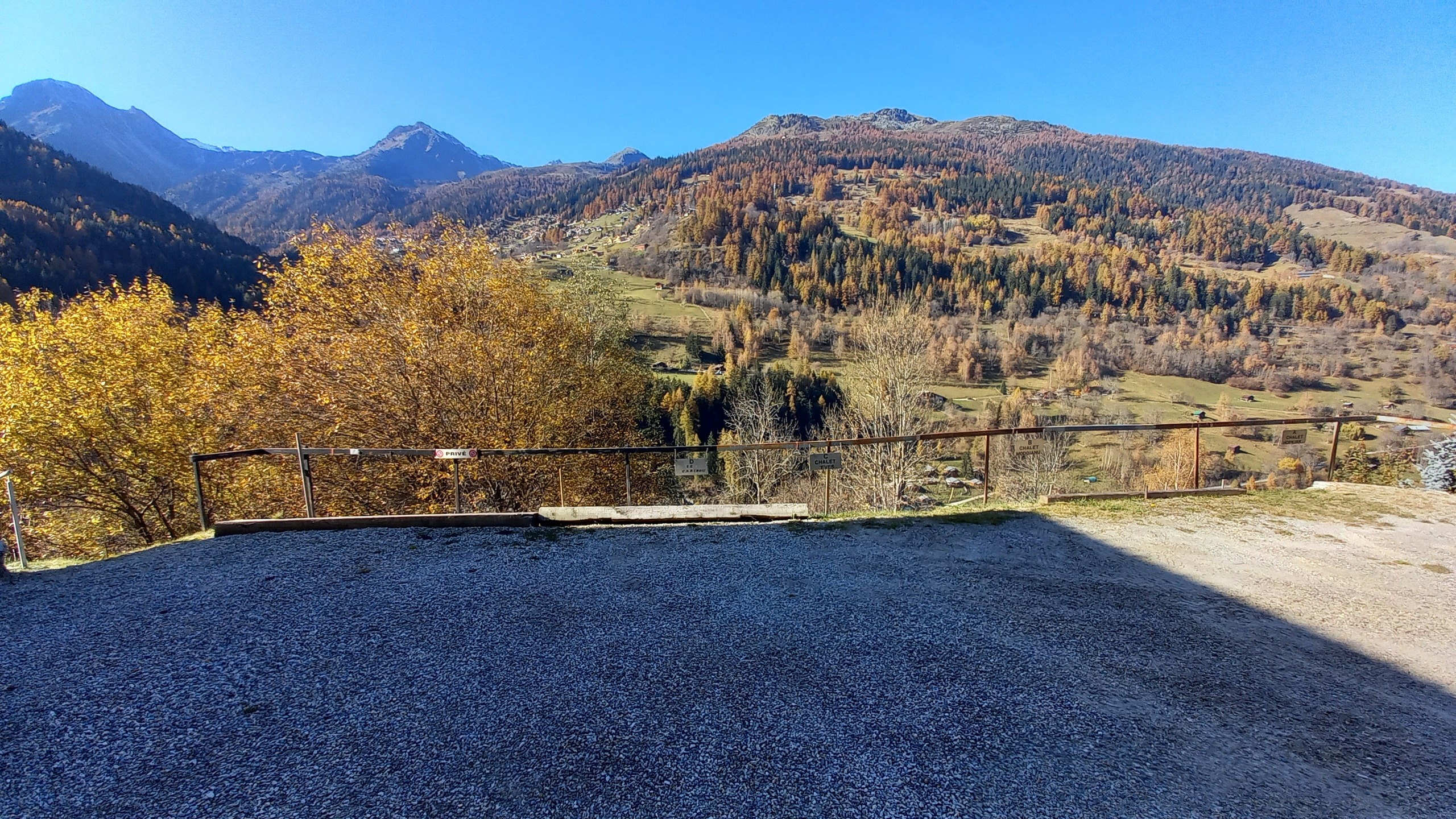 Place de parc extérieure Place de parc extérieure