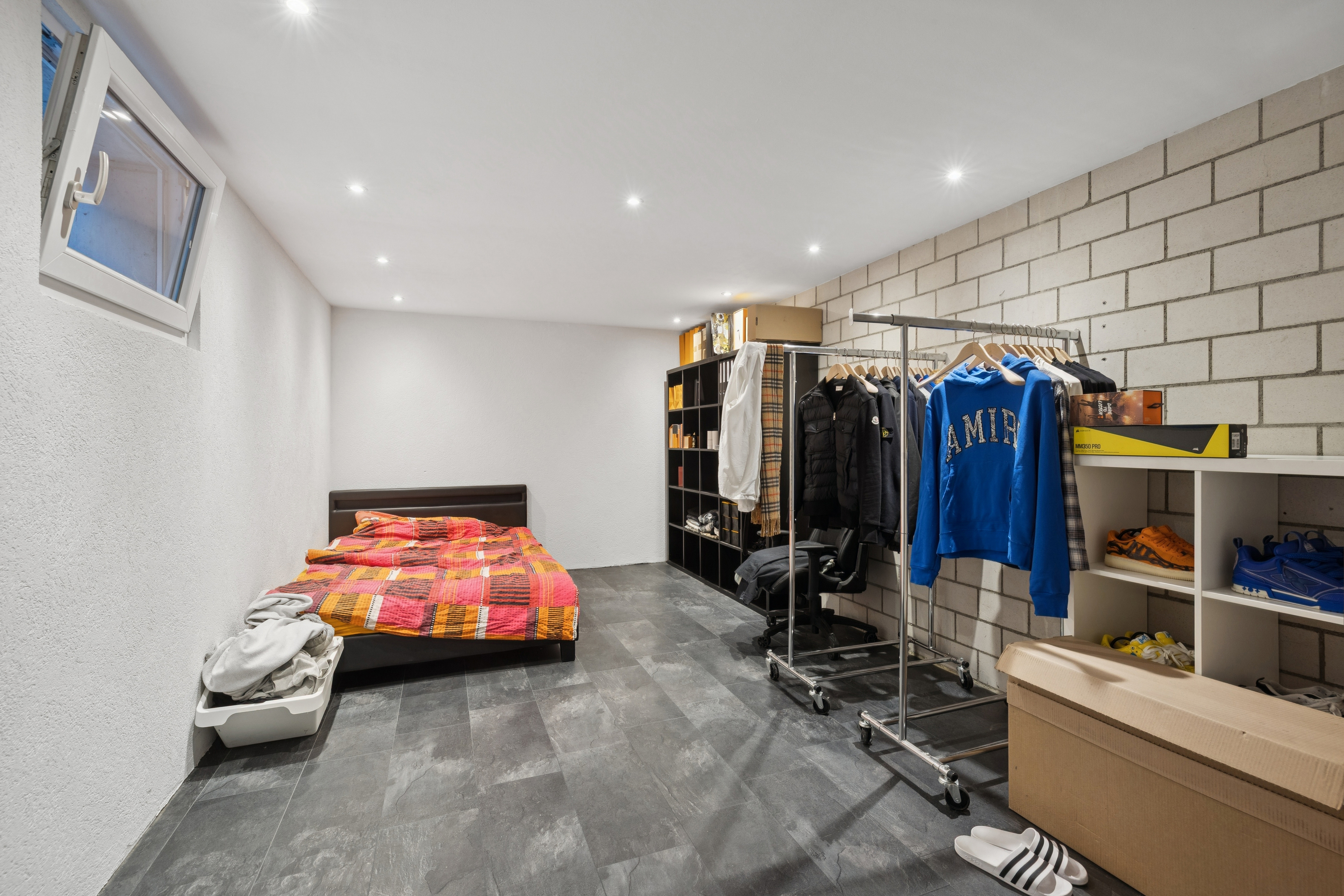 Schlafzimmer im Untergeschoss