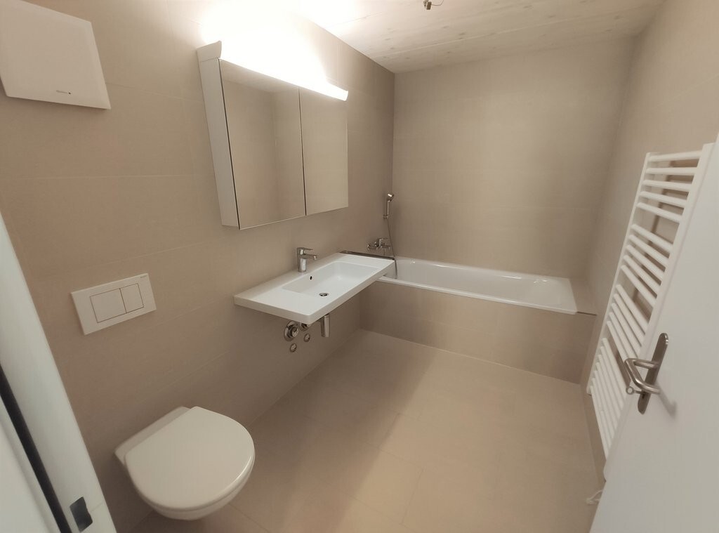 Picture 5