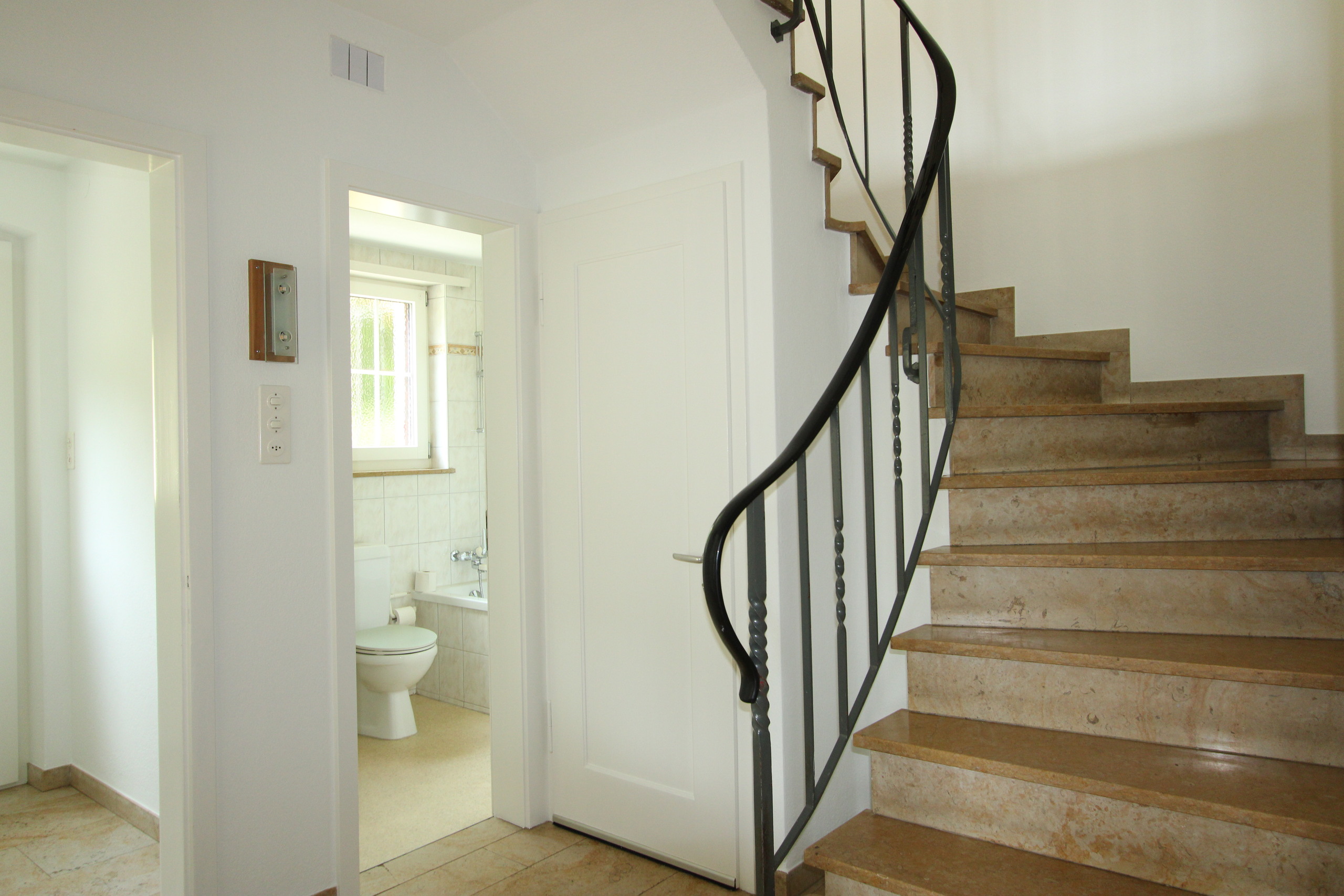 Interior view 5