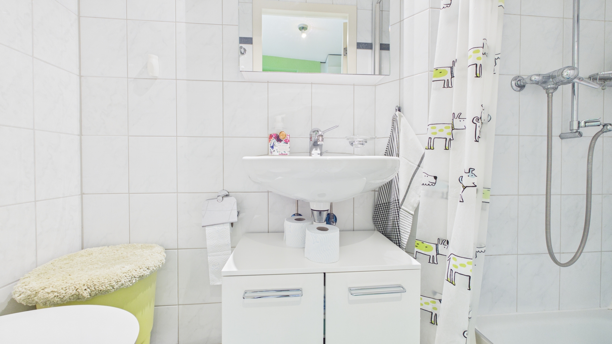 Bad mit Dusche