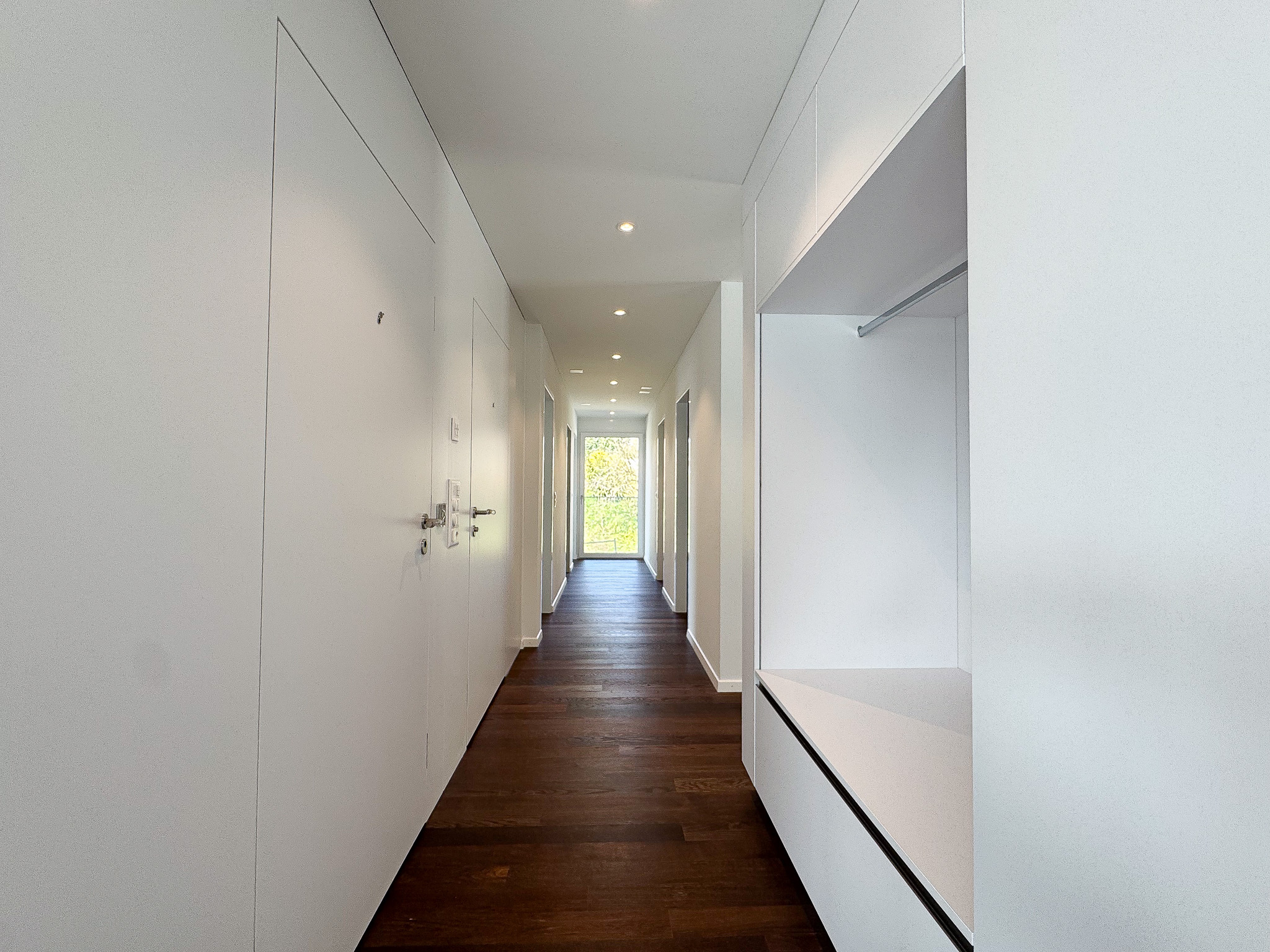 Korridor mit Garderobe Korridor mit Garderobe