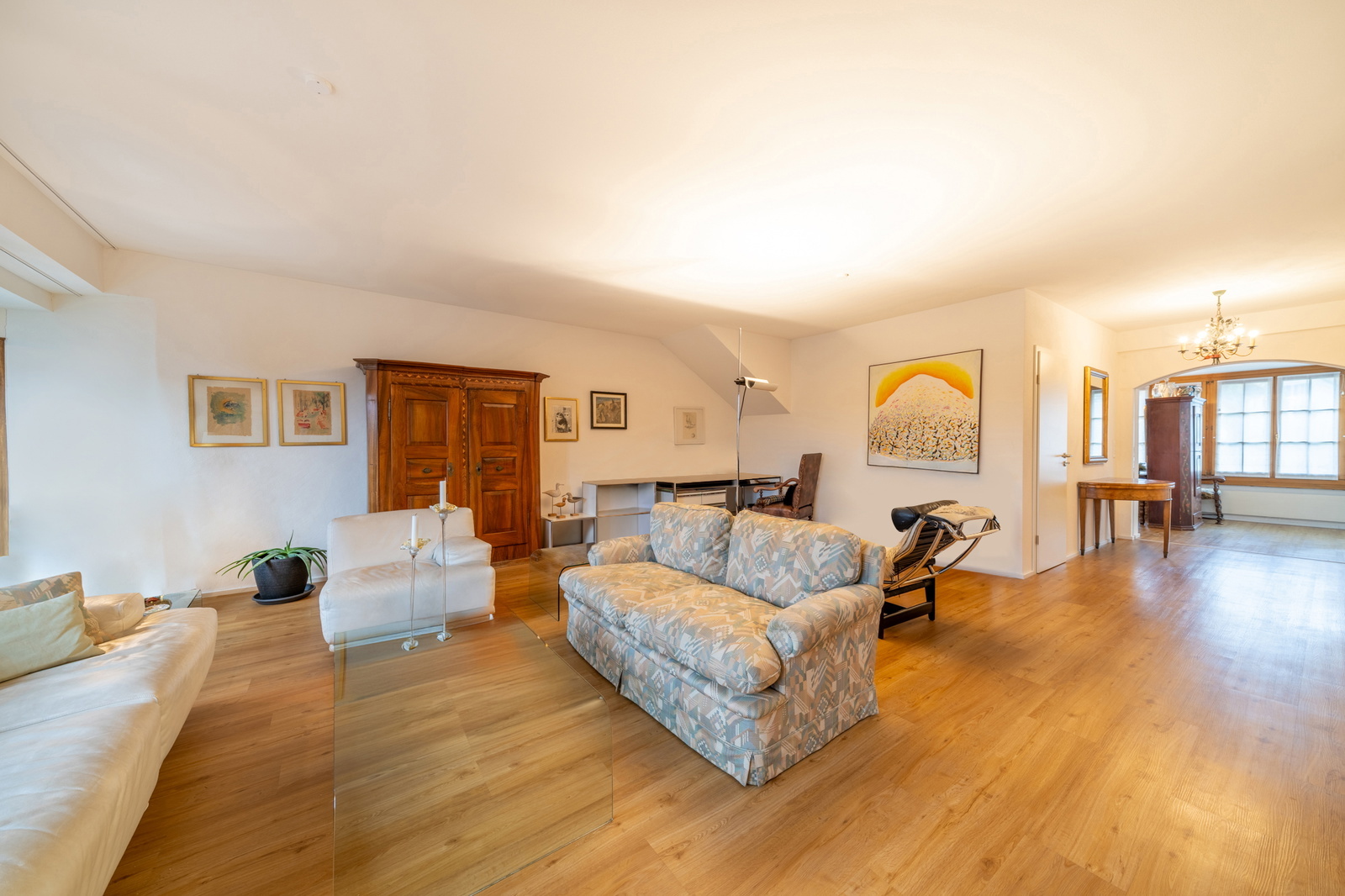 Historischer Altbau von 1737, hochwertig renoviert und mit modernem Innenausbau