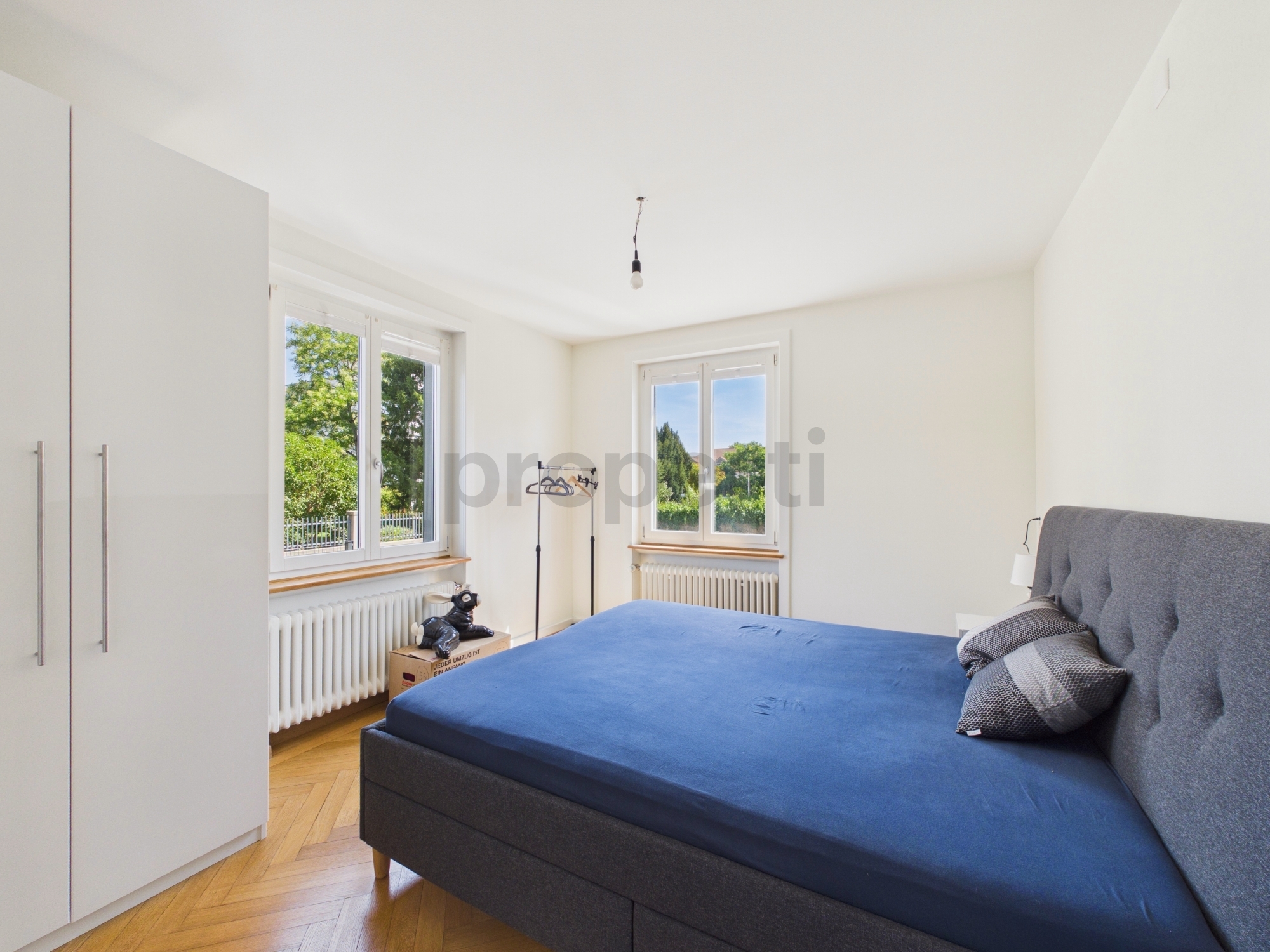 Image 7 Image 7