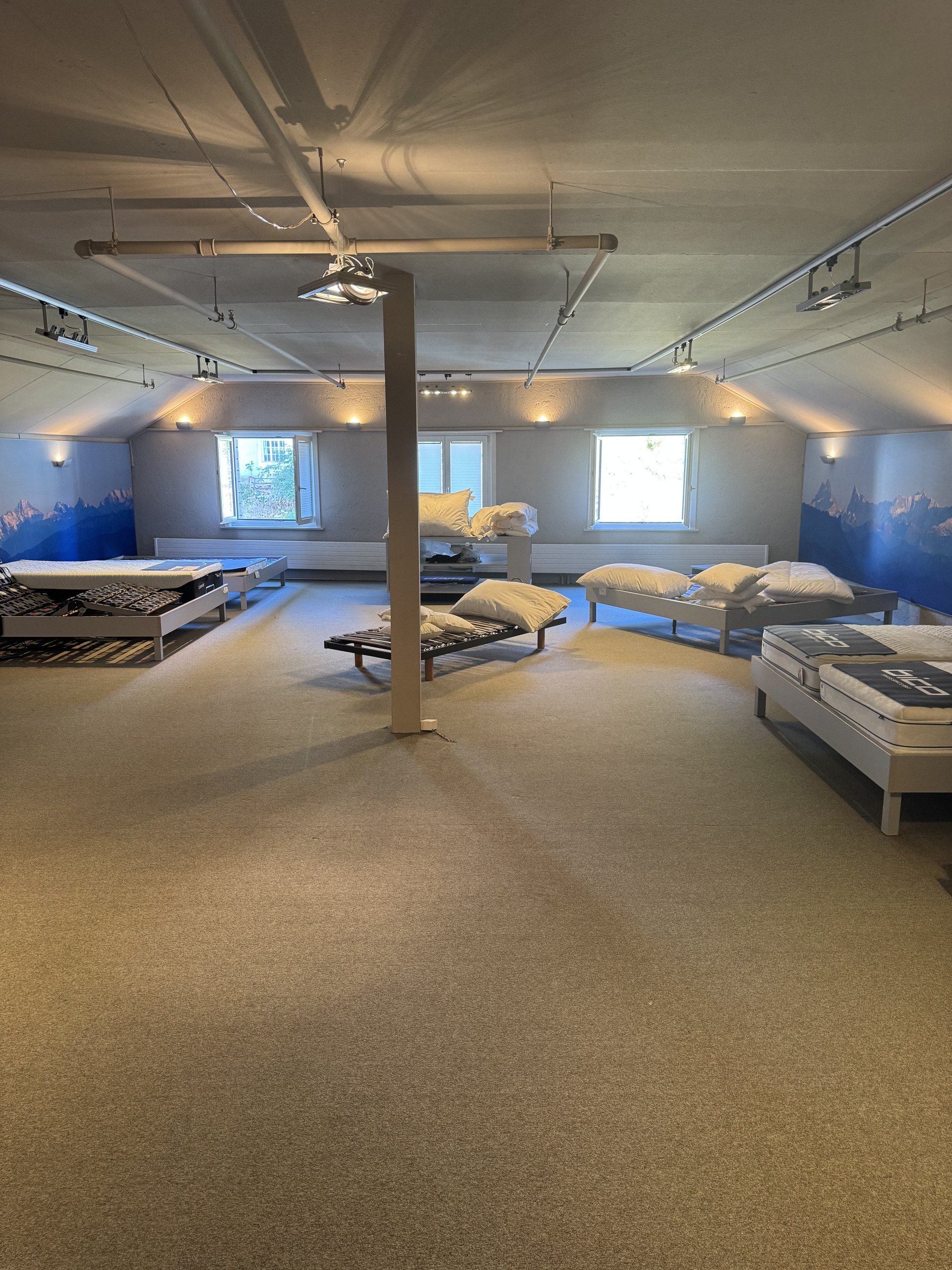 Interior view 12