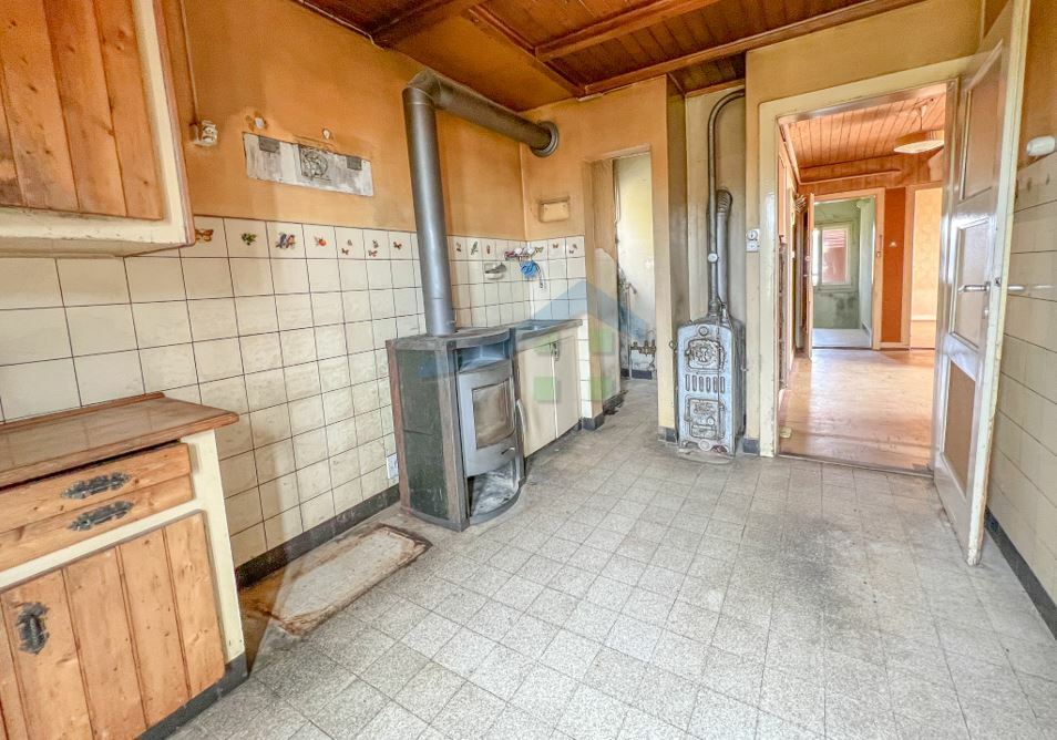 2ème étage (appartement de 3.5 pièces) - cuisine avec accès à la terrasse